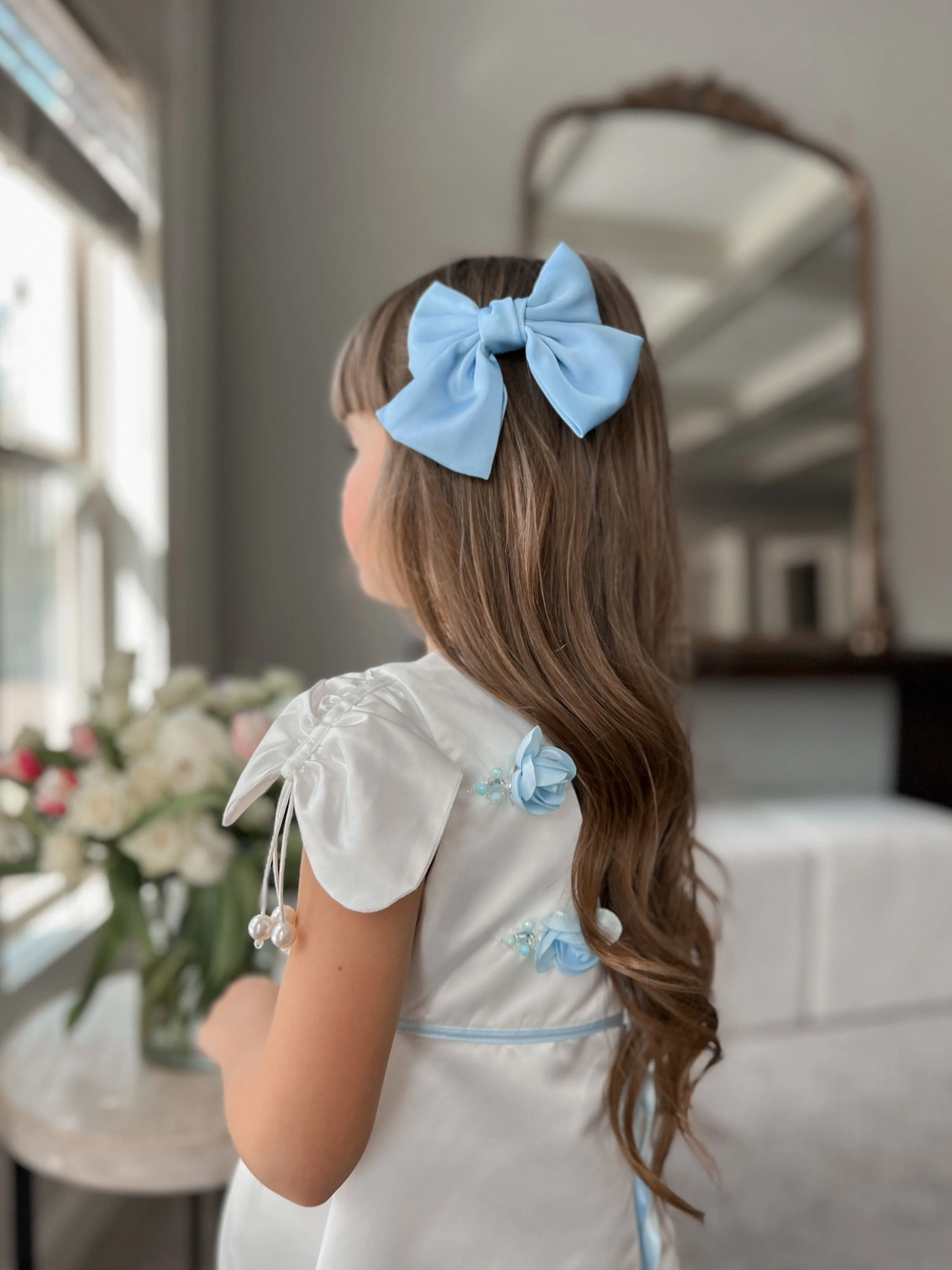 Abigail Hair Bow - Image 4