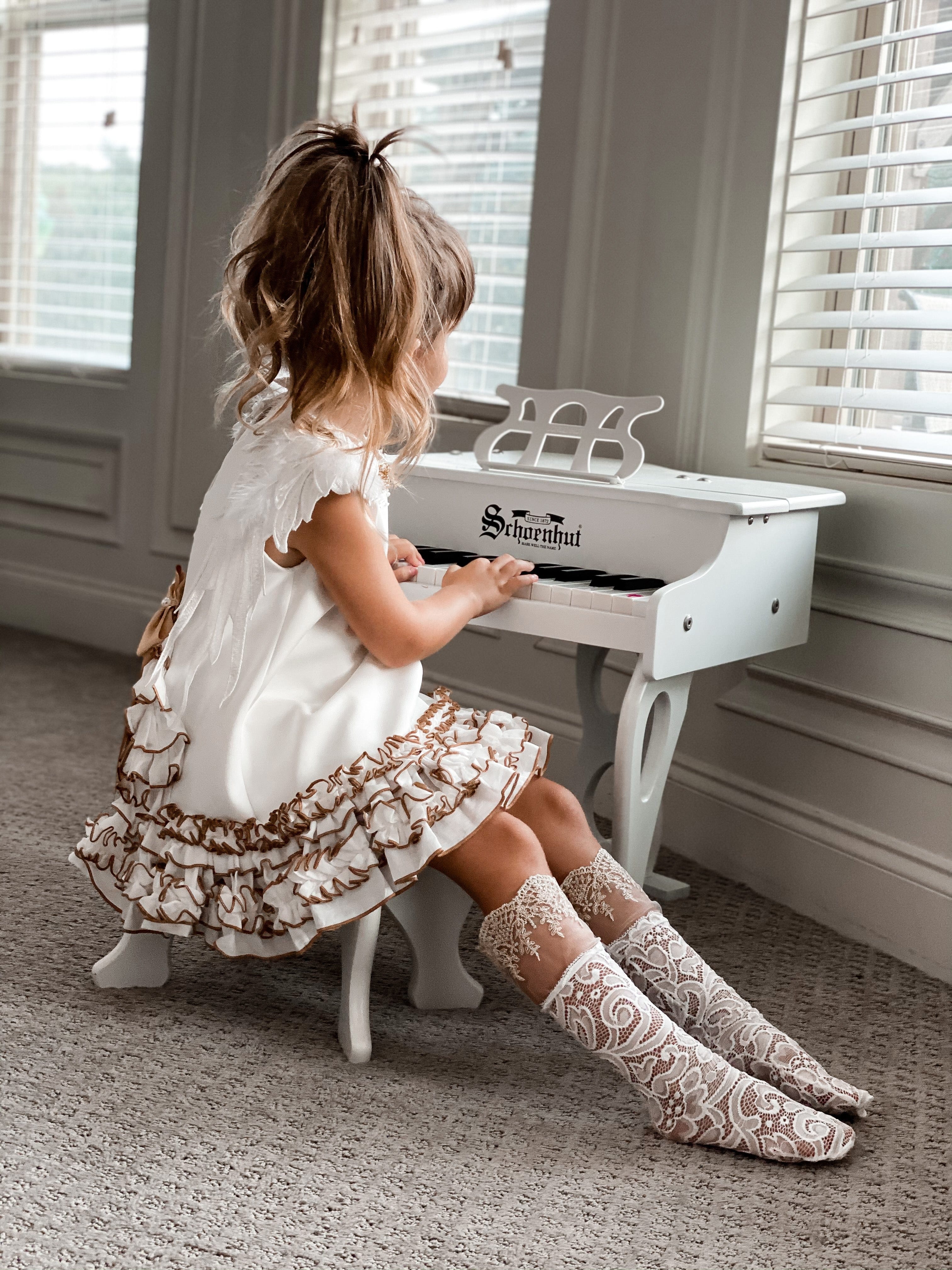 Aida Lace White and Gold Socks - Image 4