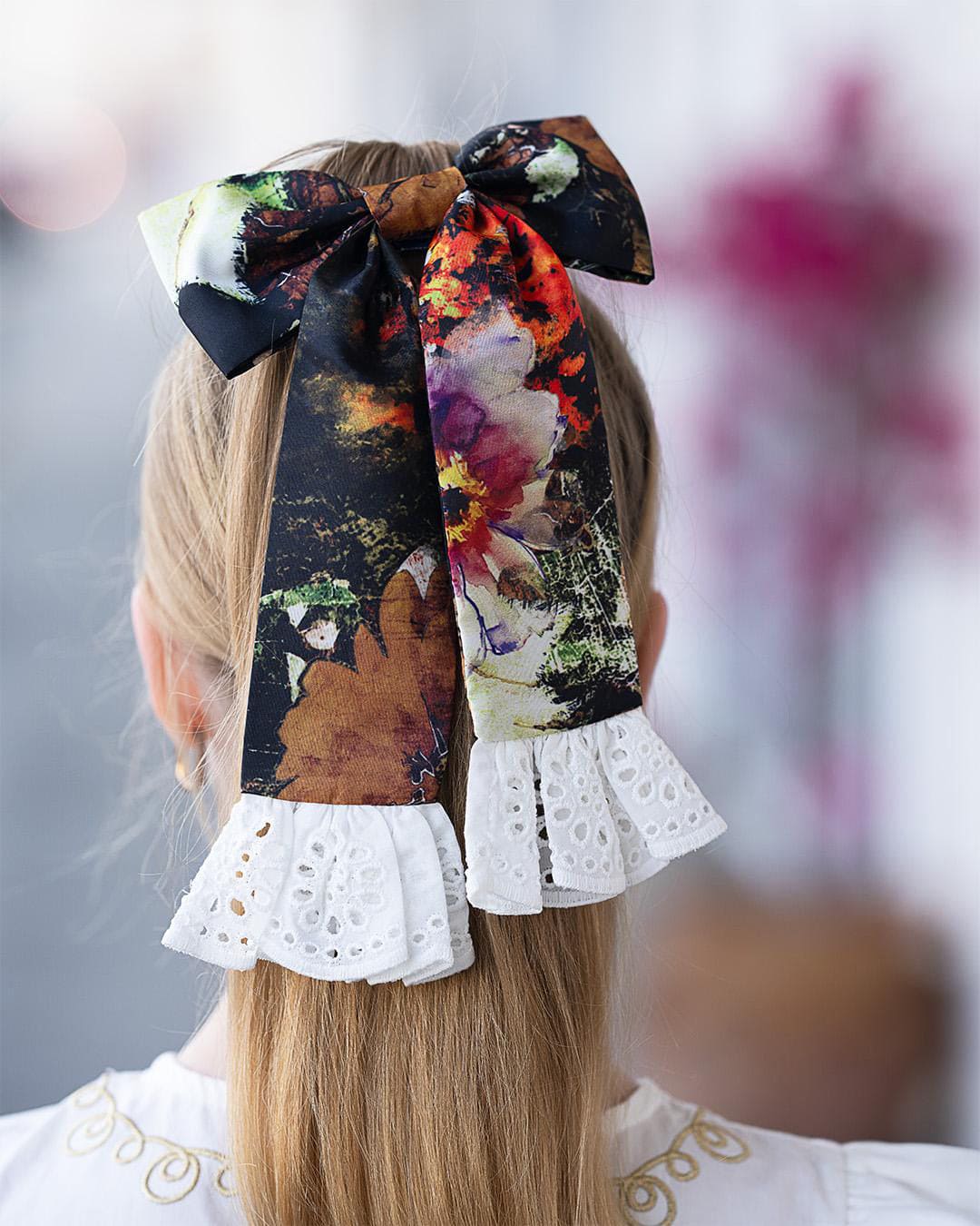 Alexis Foliage Print Hair Bow - Image 2