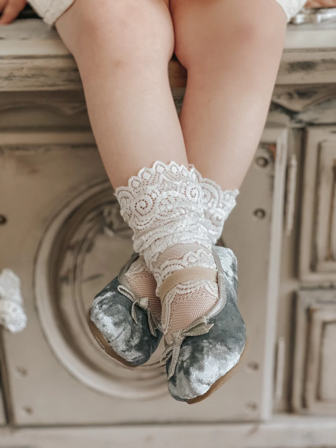 Alice Lace Socks - Image 24