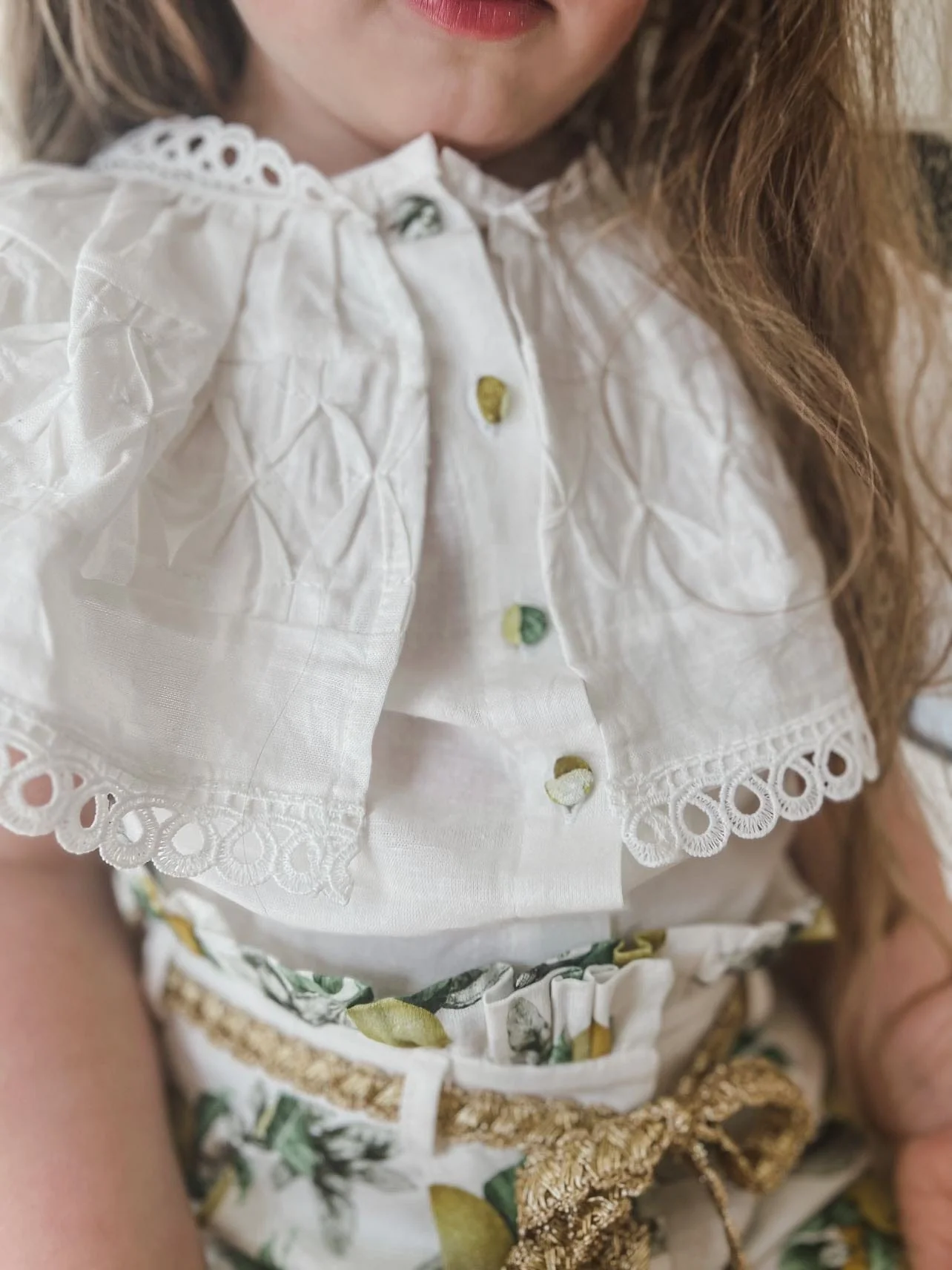 Amalfi Lemon Print Linen Blouse and Shorts Set - Image 8
