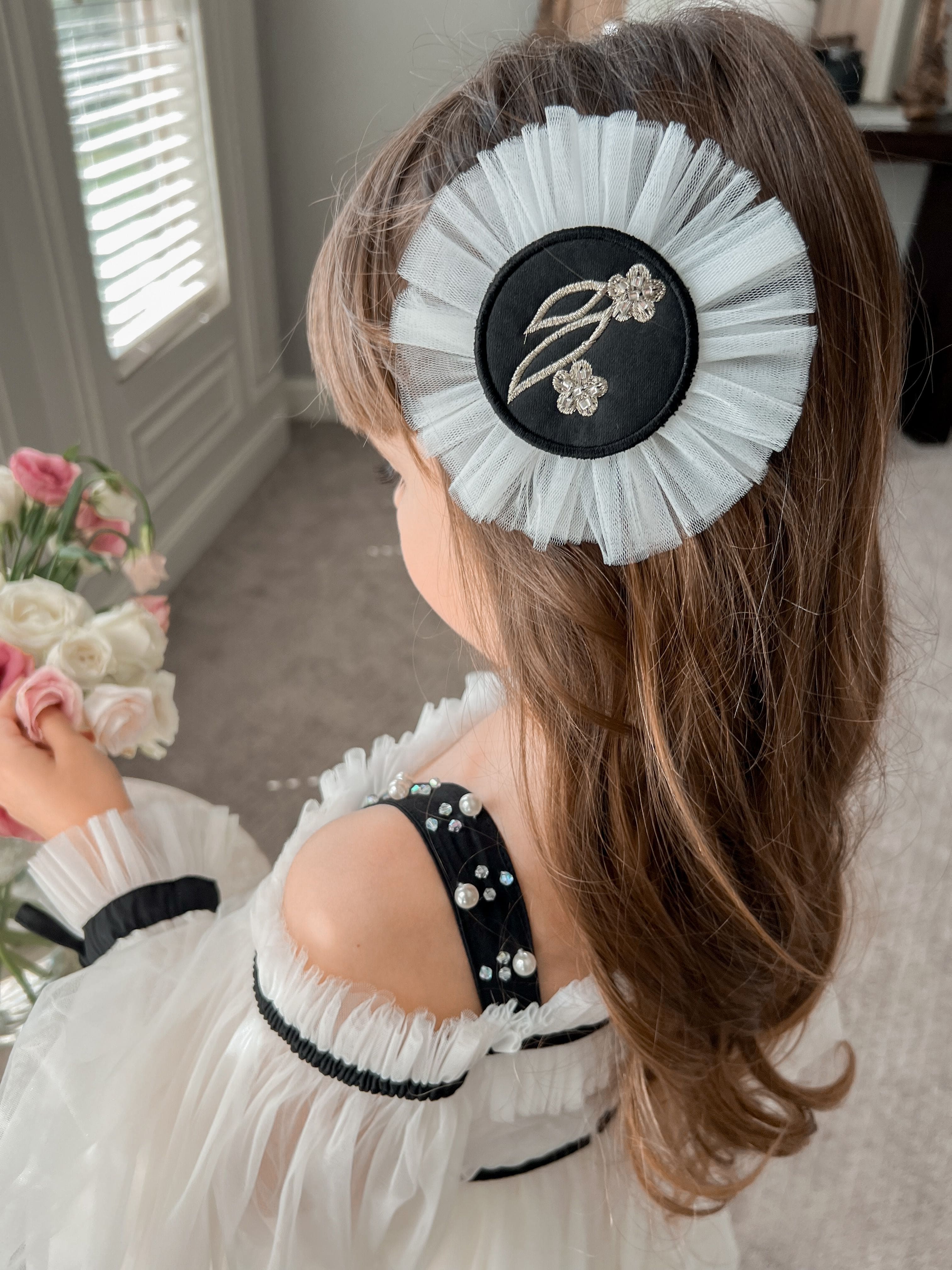 Aurora Embroidered White and Black Hair Clip - Image 2