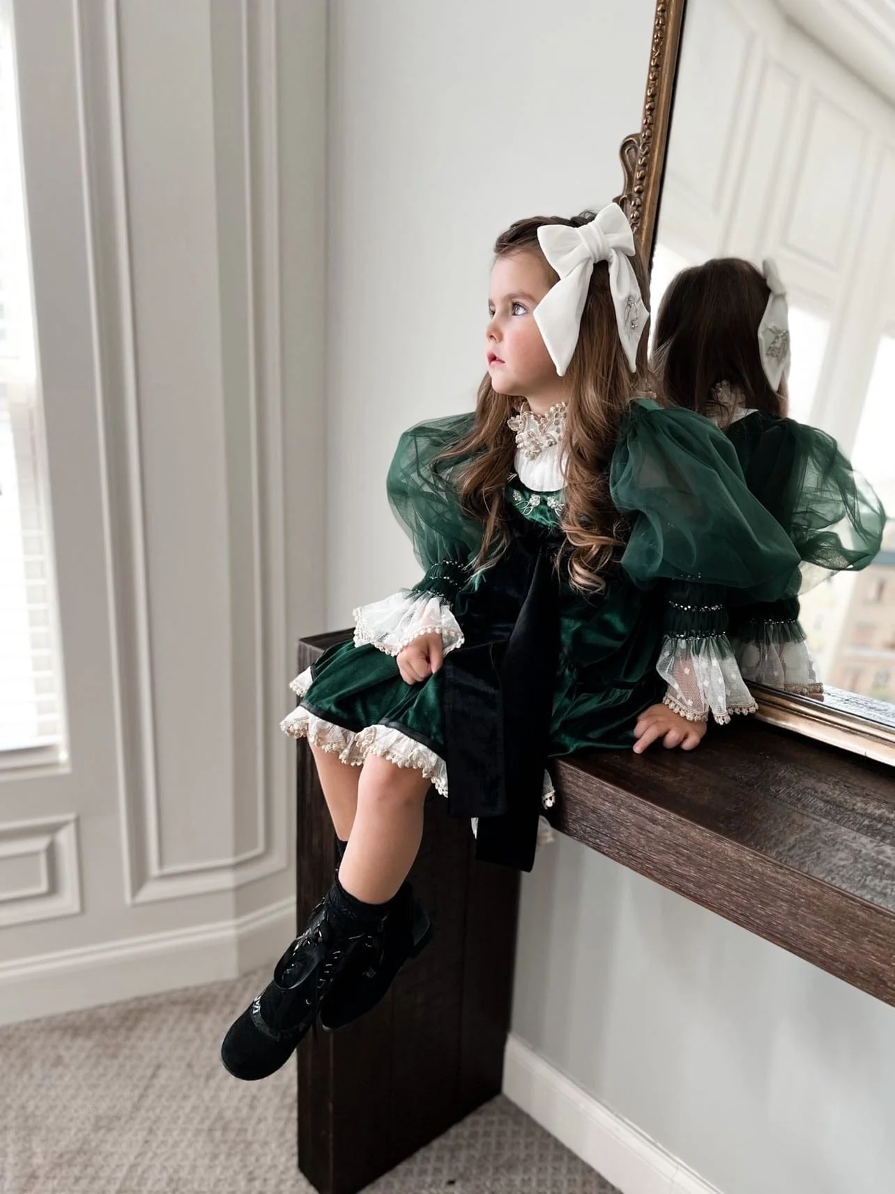 Aurora Ivory Velvet Hair Bow - Image 2