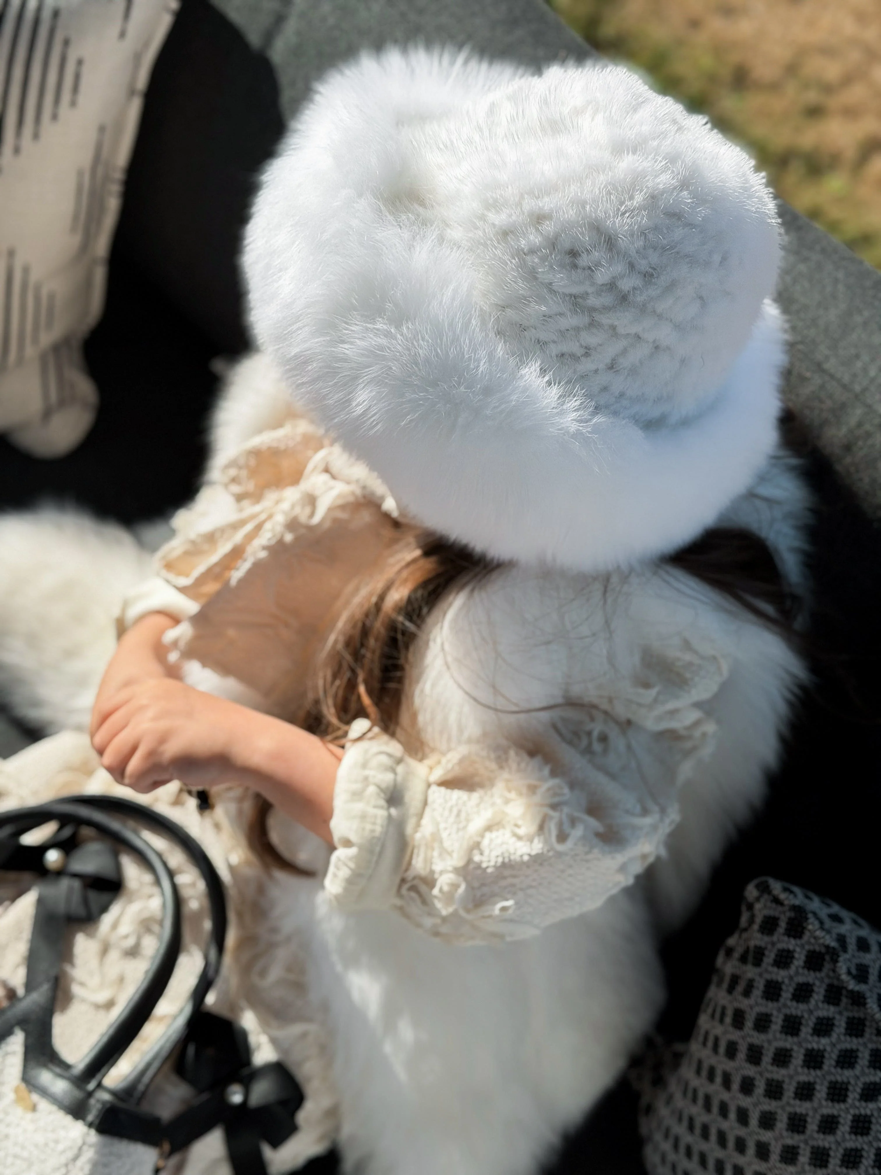 Ava Kids Fox Fur Hat - Image 11