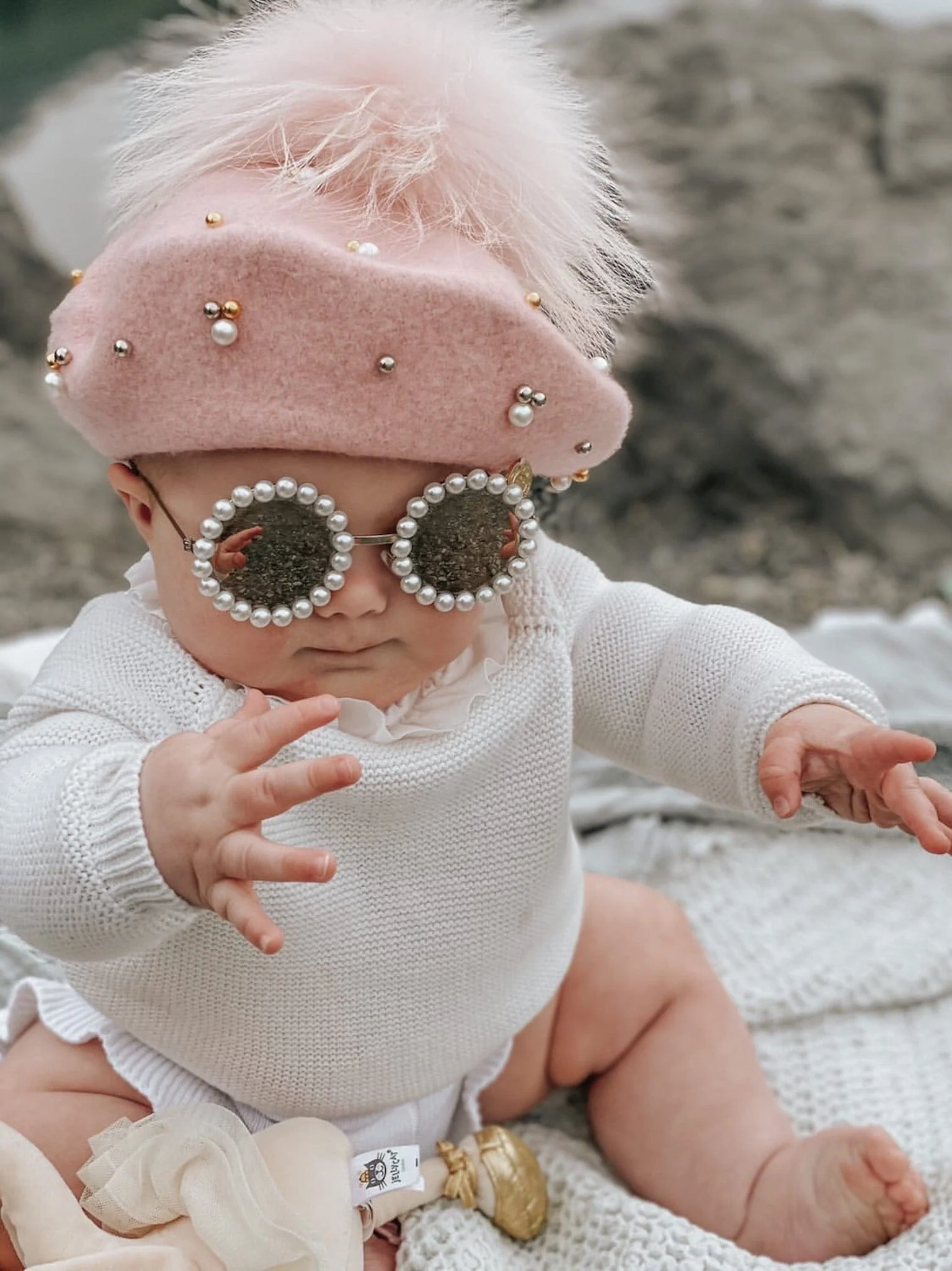 Baby Wool Beret with Pearls - Image 15