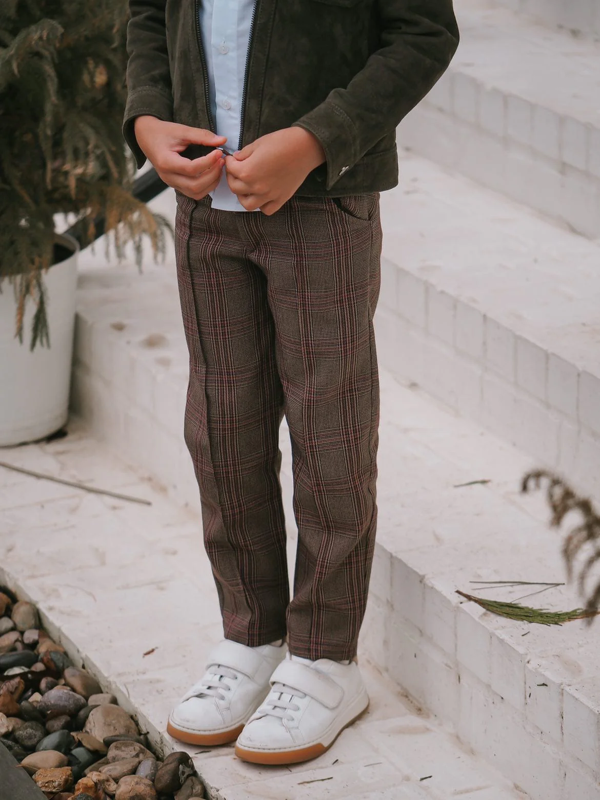 Blair Estate Tweed Shirt and Pants Set - Image 13