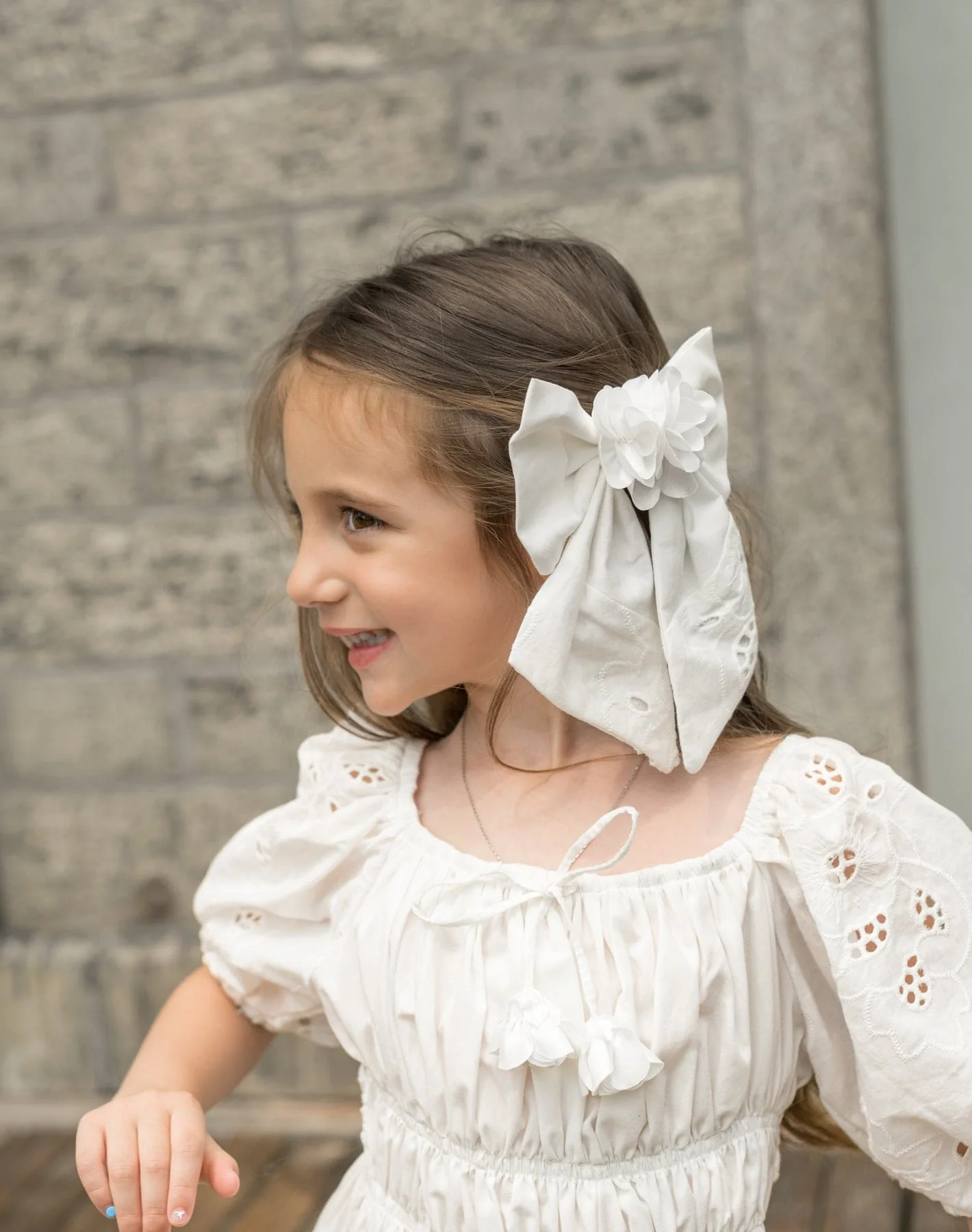 Blanca White Cotton Hair Bow - Image 2