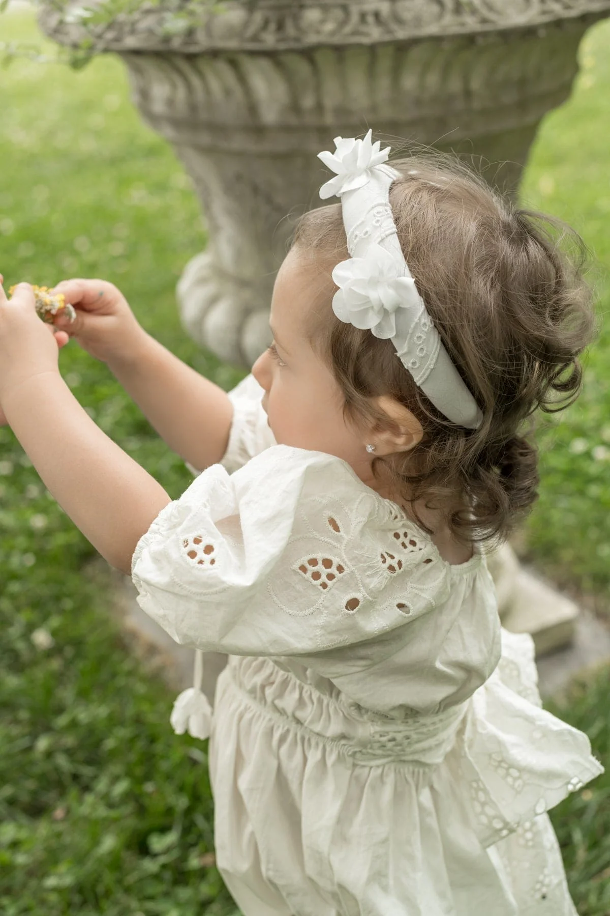 Blanca White Flower Headband - Image 2