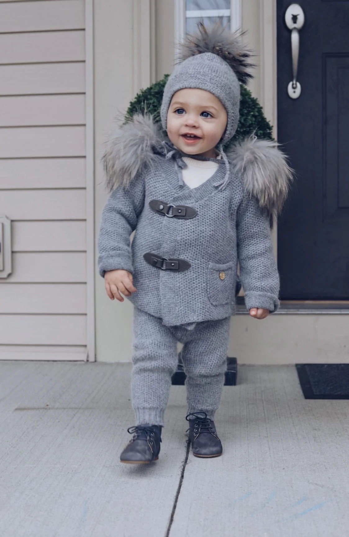 Honeycomb Grey Cashmere Pram Coat with Grey Trim - Image 15