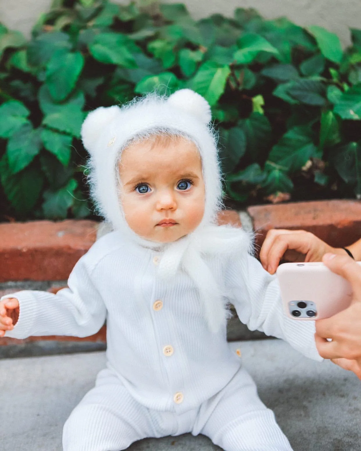 White Cashmere Teddy Hat - Image 10
