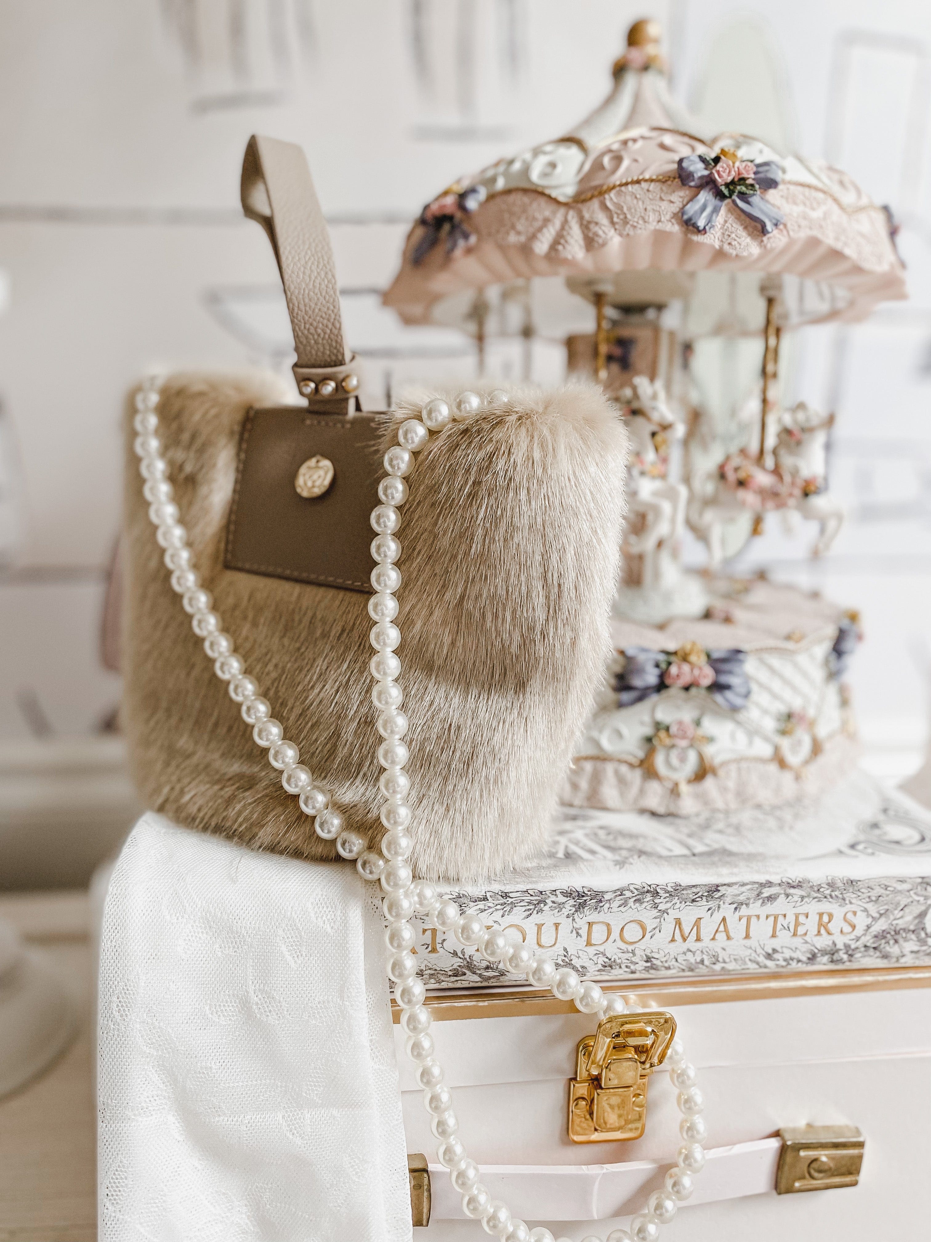 Faux Fur Pearl Bag - Image 4
