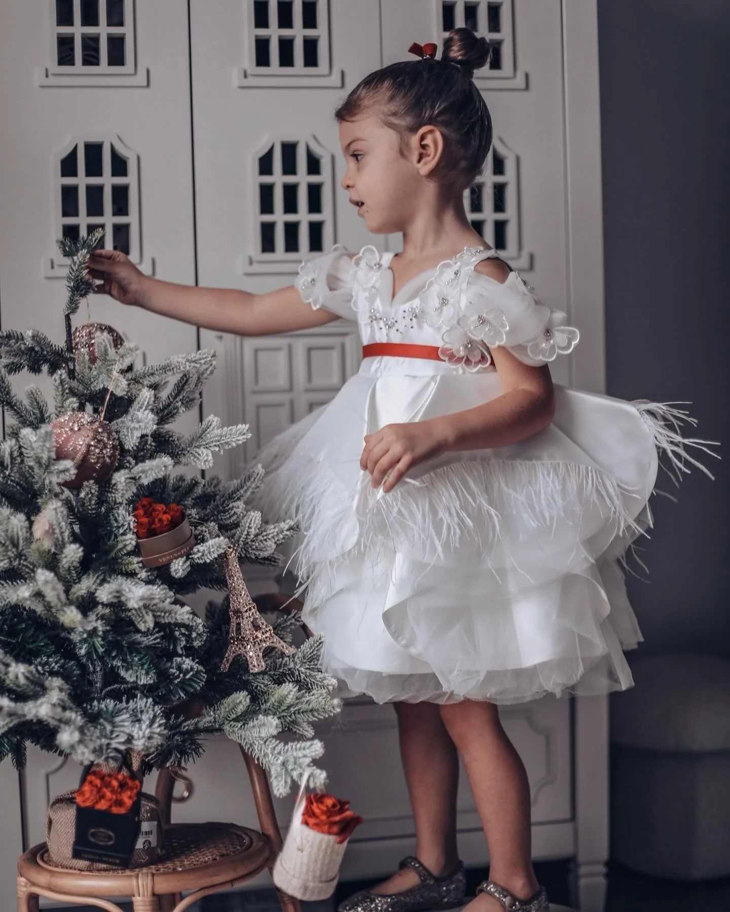 Constanza White Ceremony Dress with Red Bow - Image 4
