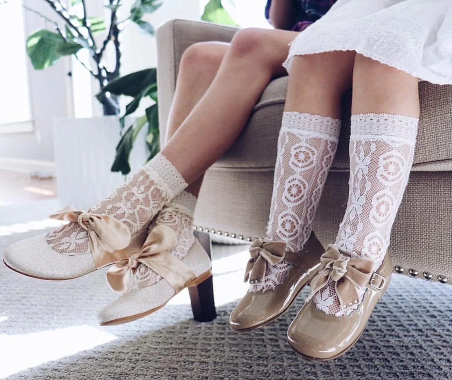 Daisy Lace Socks - Image 11