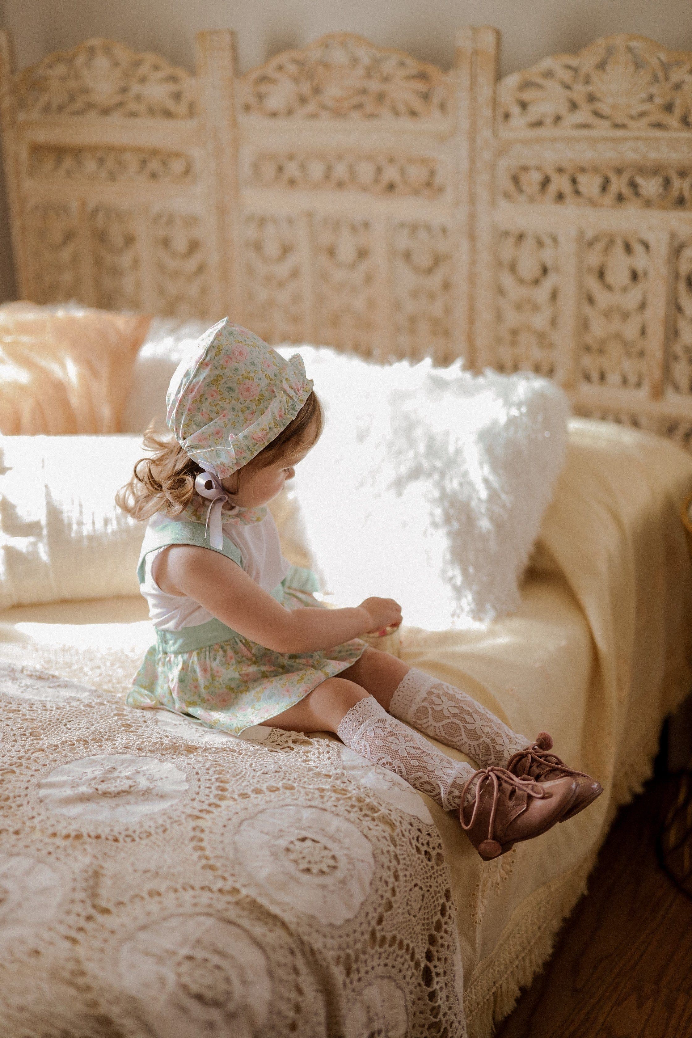 Daisy Lace Socks - Image 12