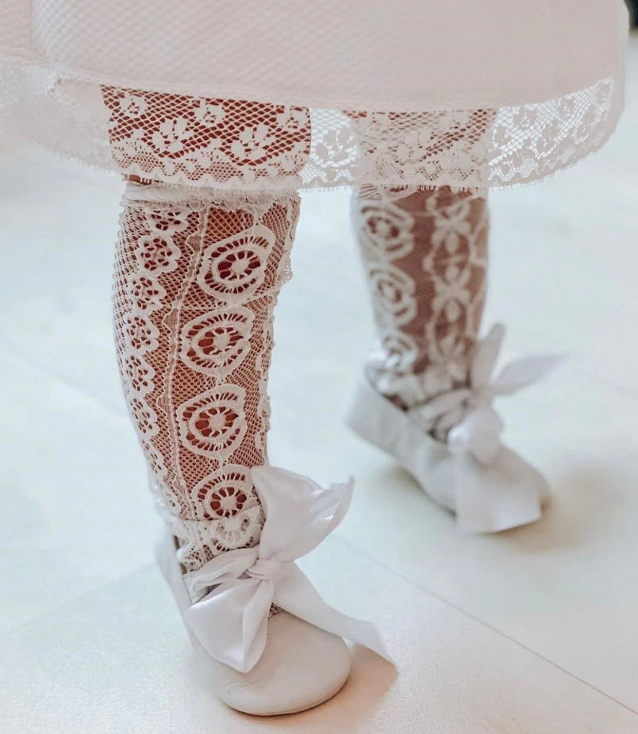 Daisy Lace Socks - Image 21