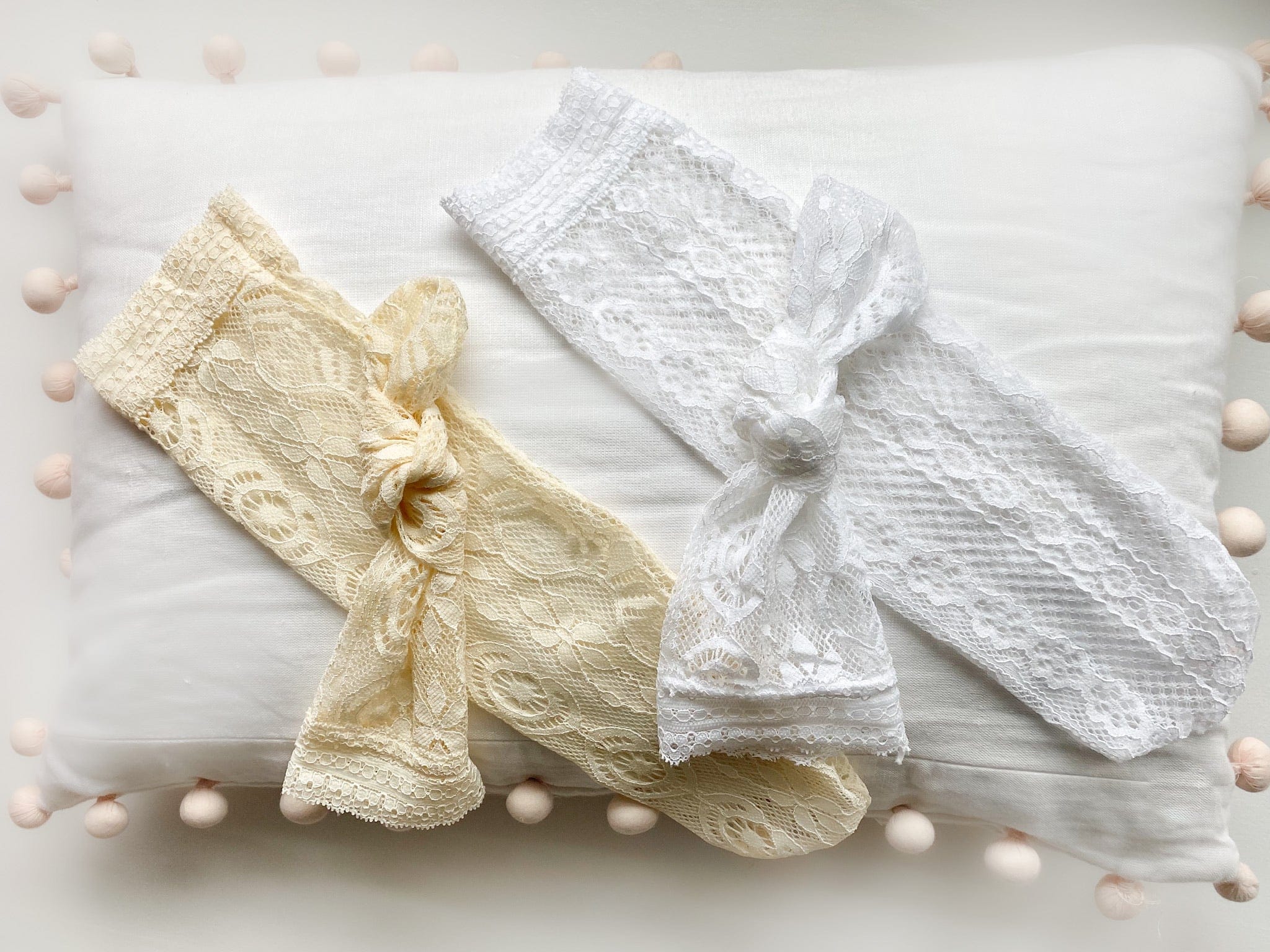 Daisy Lace Socks - Image 3