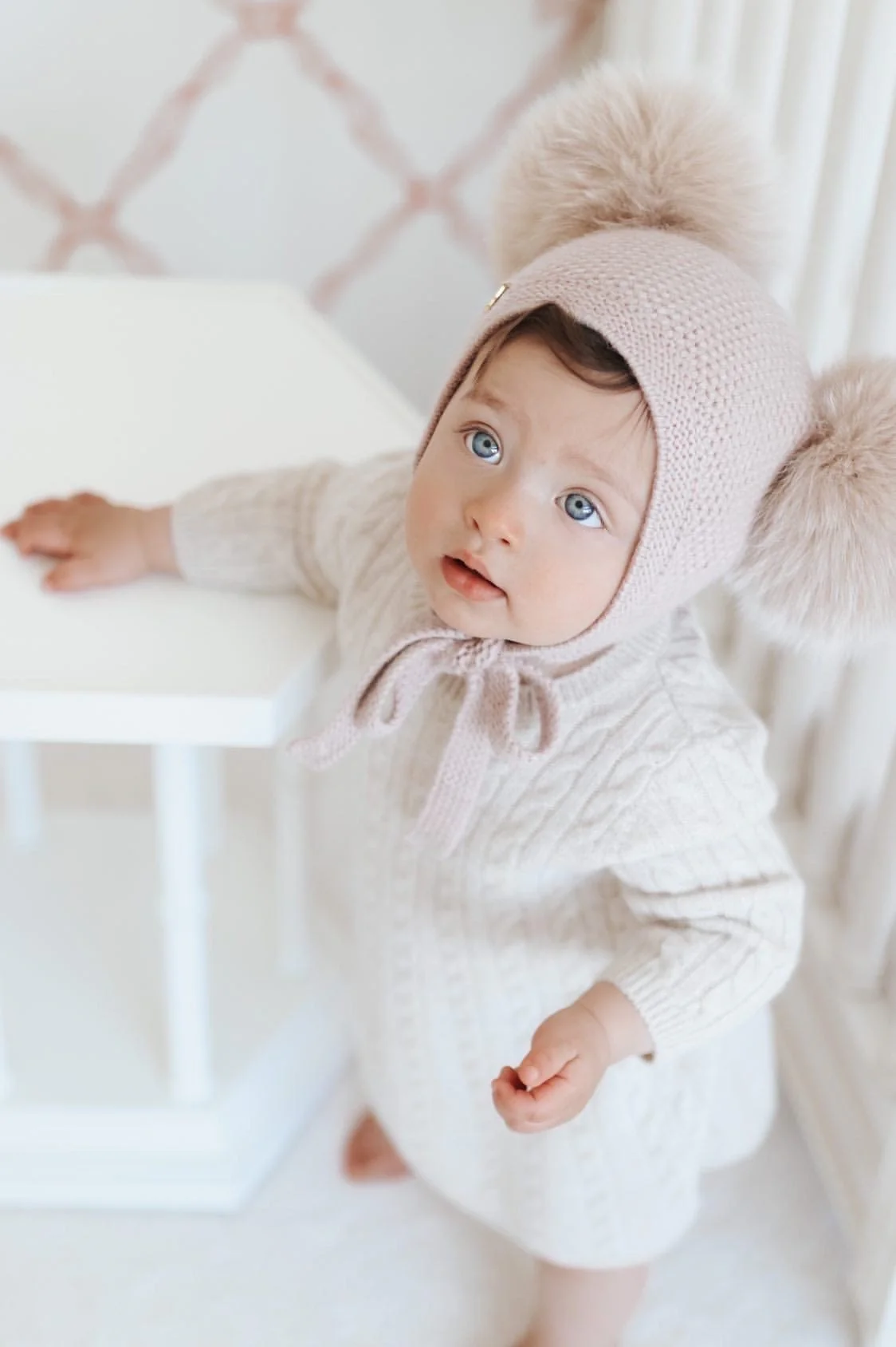 Honeycomb Dusty Pink Cashmere Bonnet - Image 9