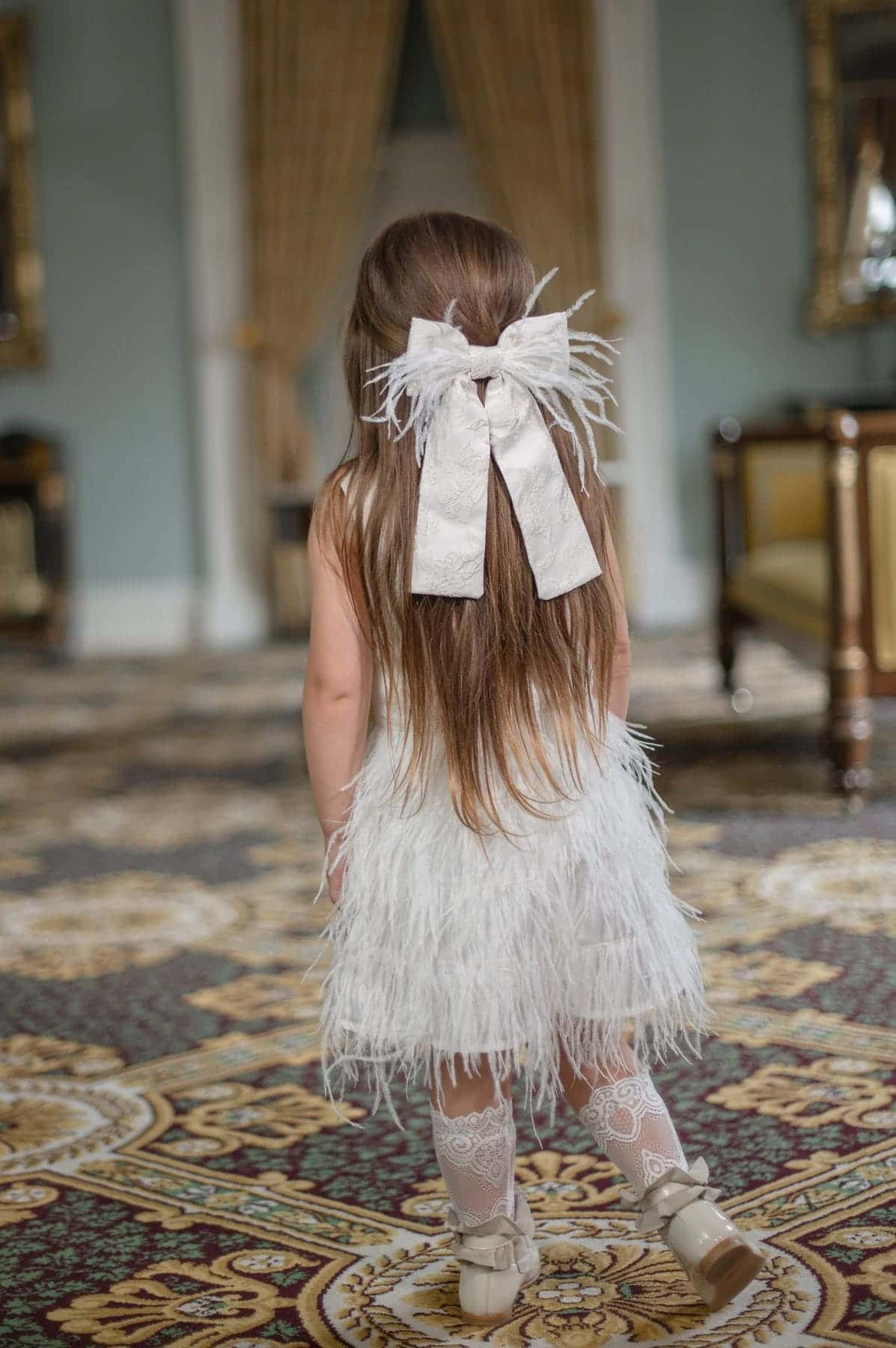 Eliza Ceremony Feather Hair Bow - Image 3