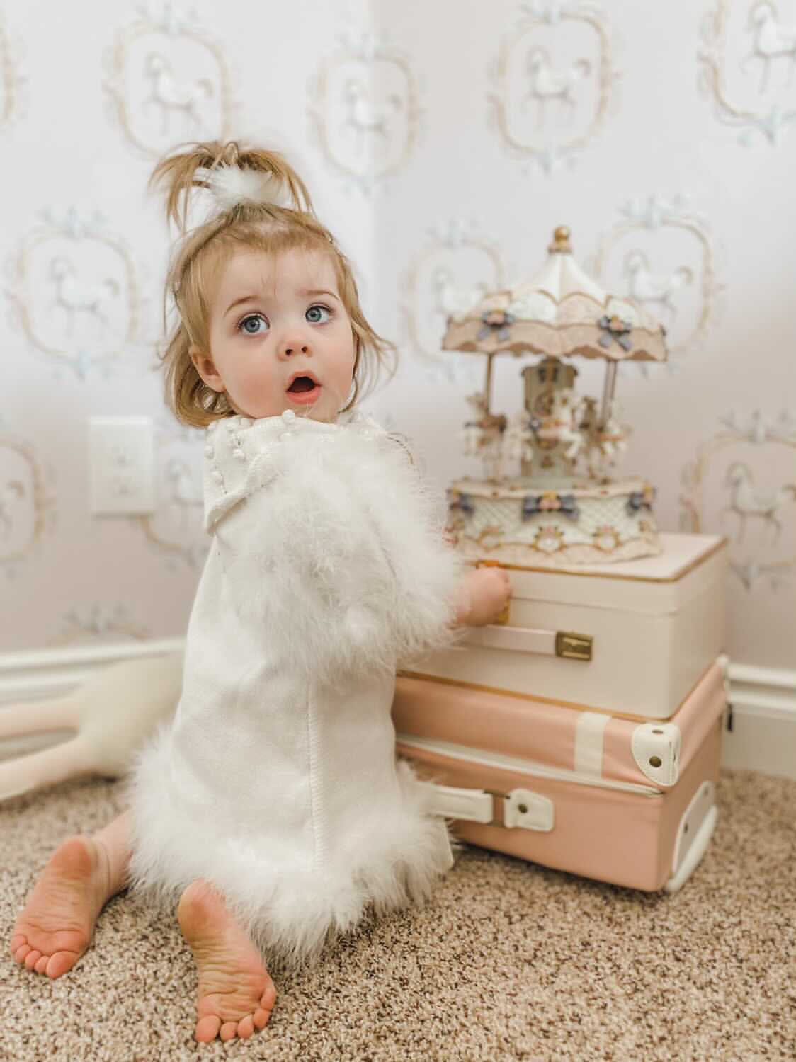 Ella Knit White Feather Dress - Image 11