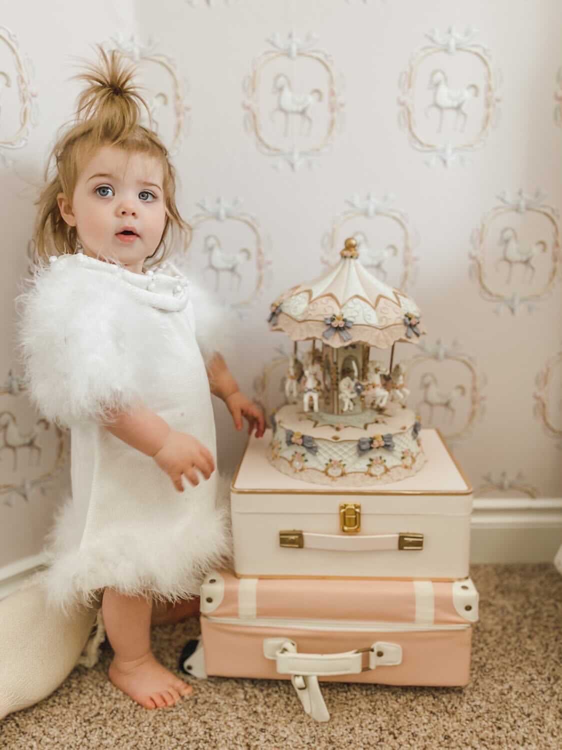 Ella Knit White Feather Dress - Image 14