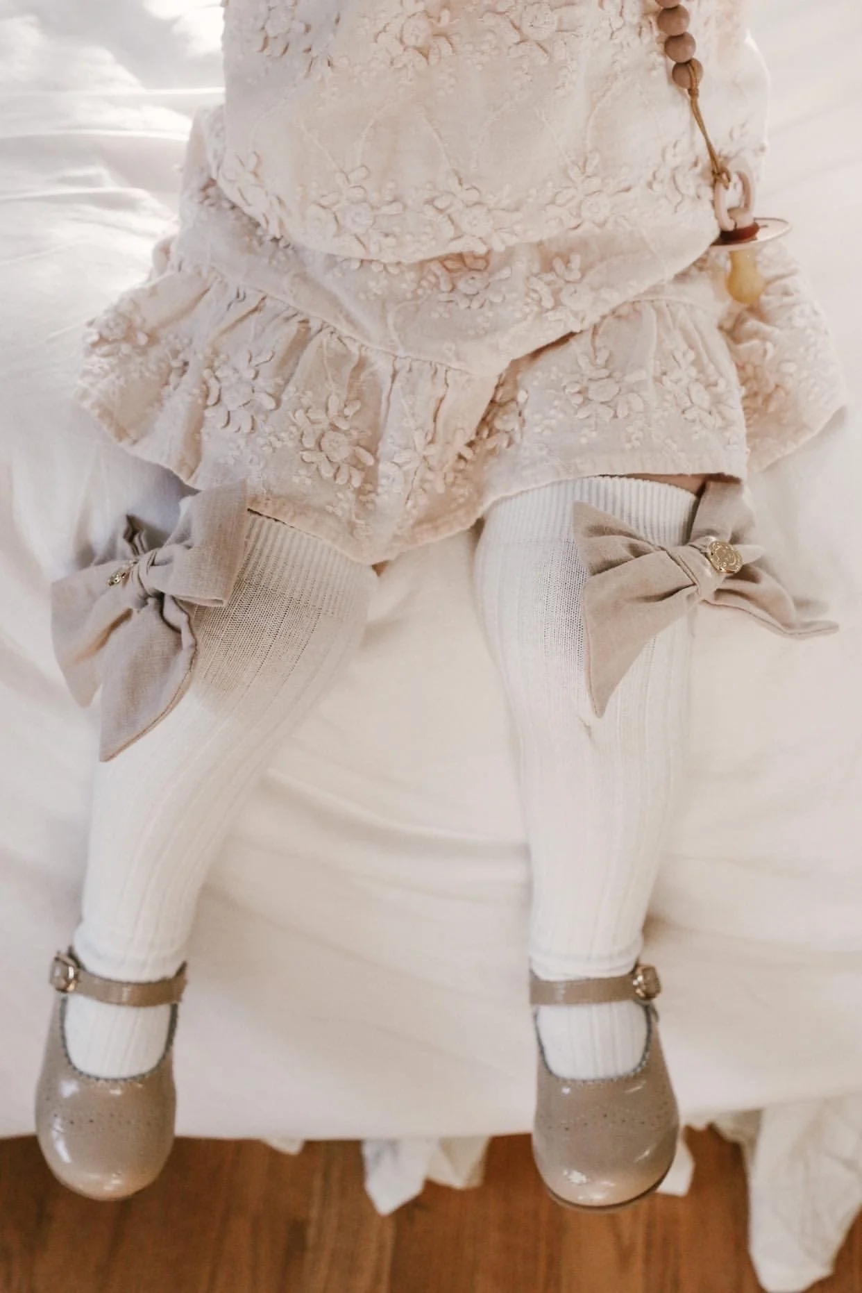 Emma Linen Bow Socks - Image 16