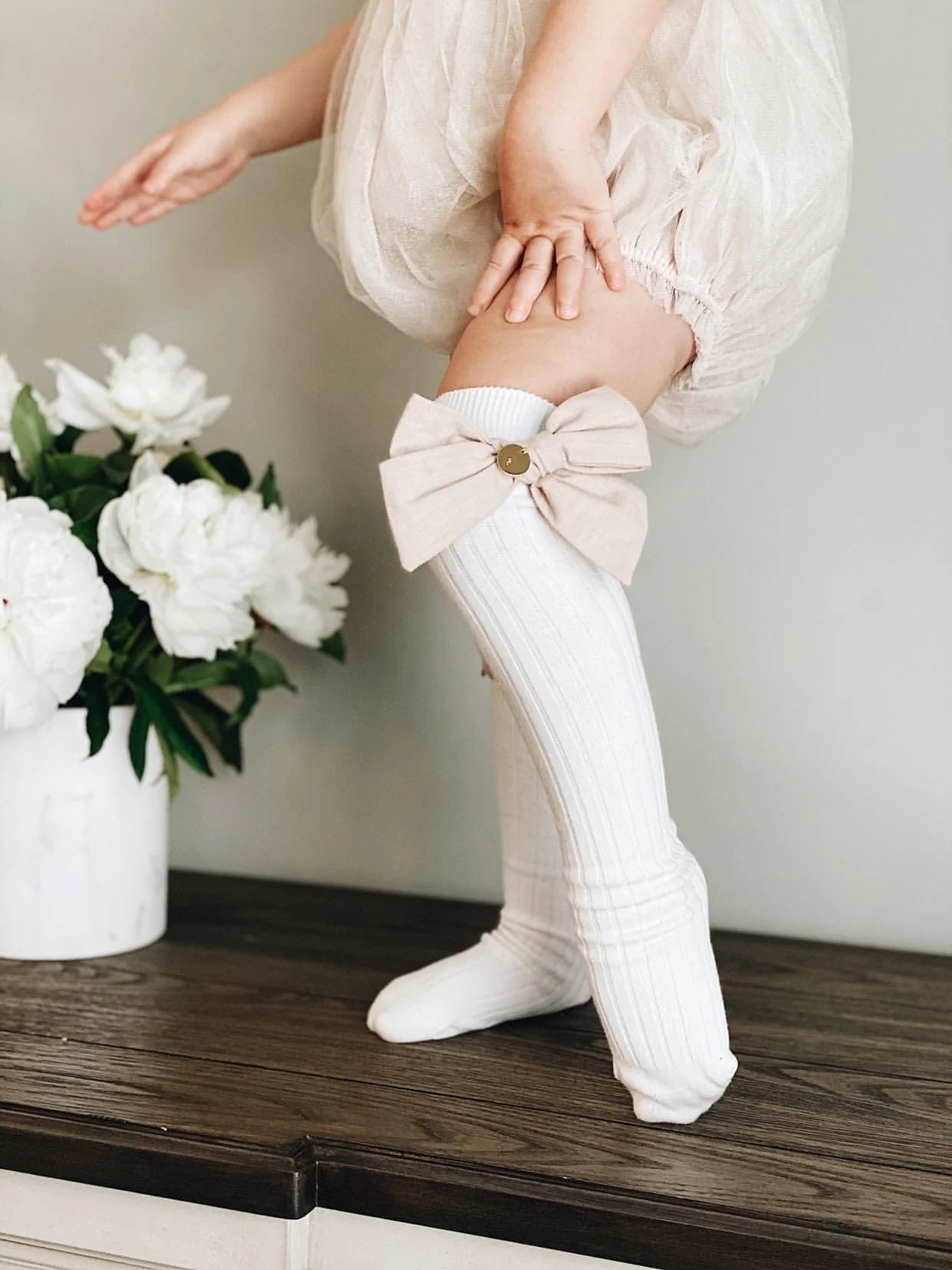 Emma Linen Bow Socks - Image 18