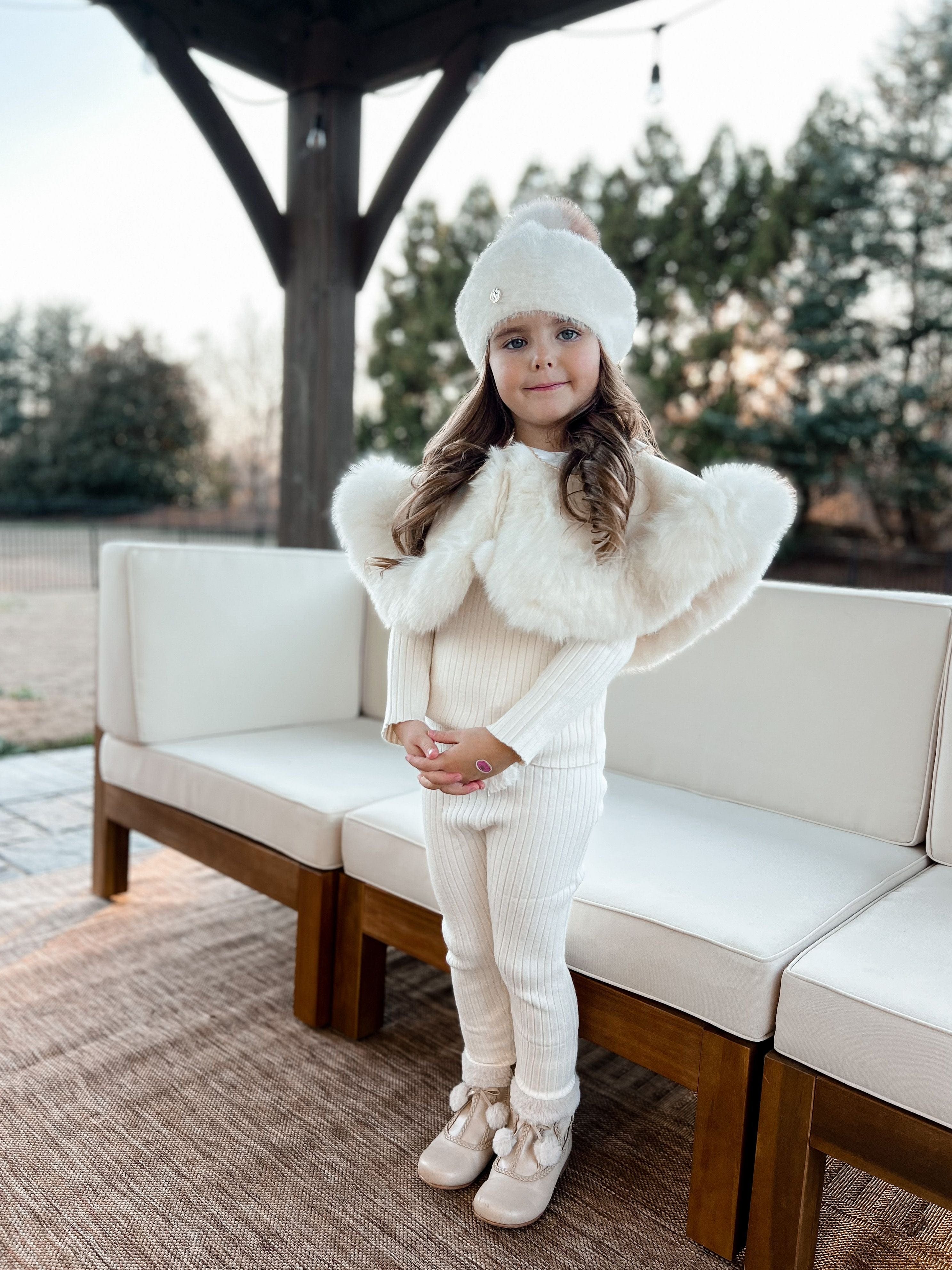 Evie Ivory Wool Capelet - Image 14