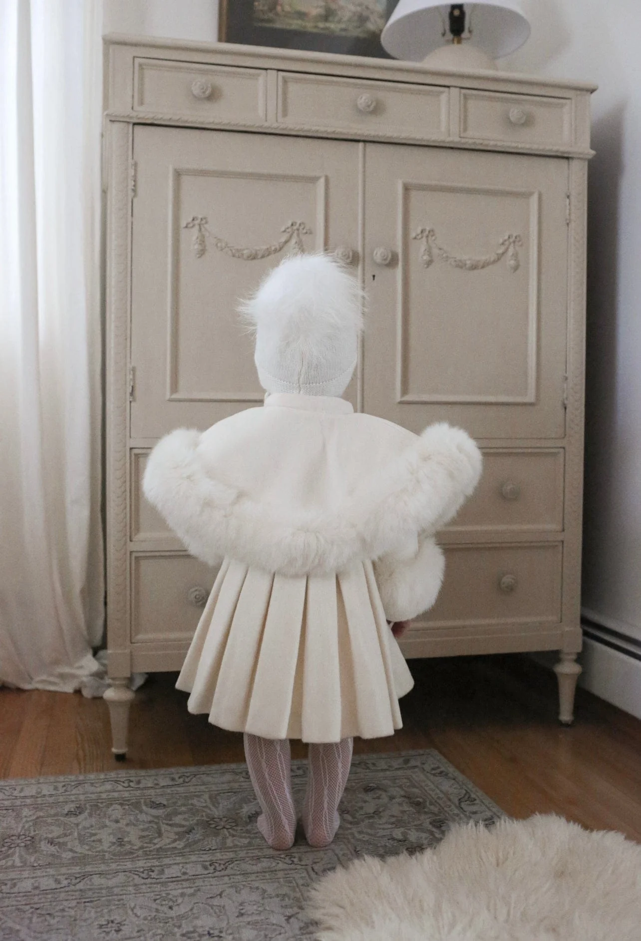 Evie Ivory Wool Capelet - Image 5