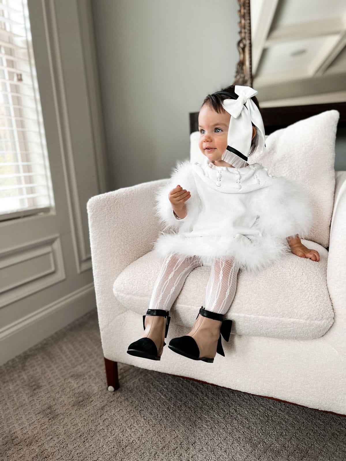 Gwen White and Black Headband - Image 3