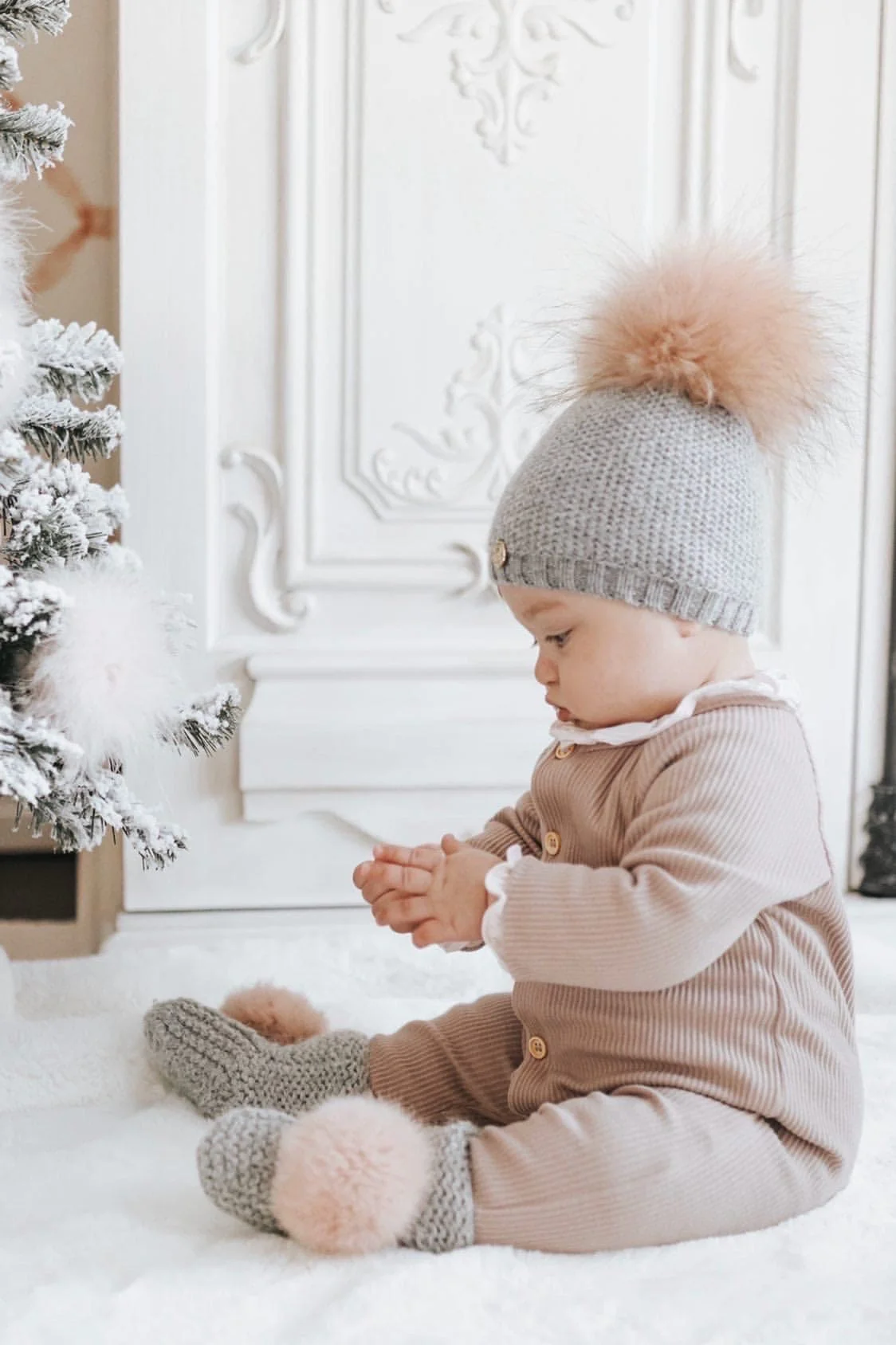 Honeycomb Grey Cashmere Beanie Hats - Pink Pom - Image 4