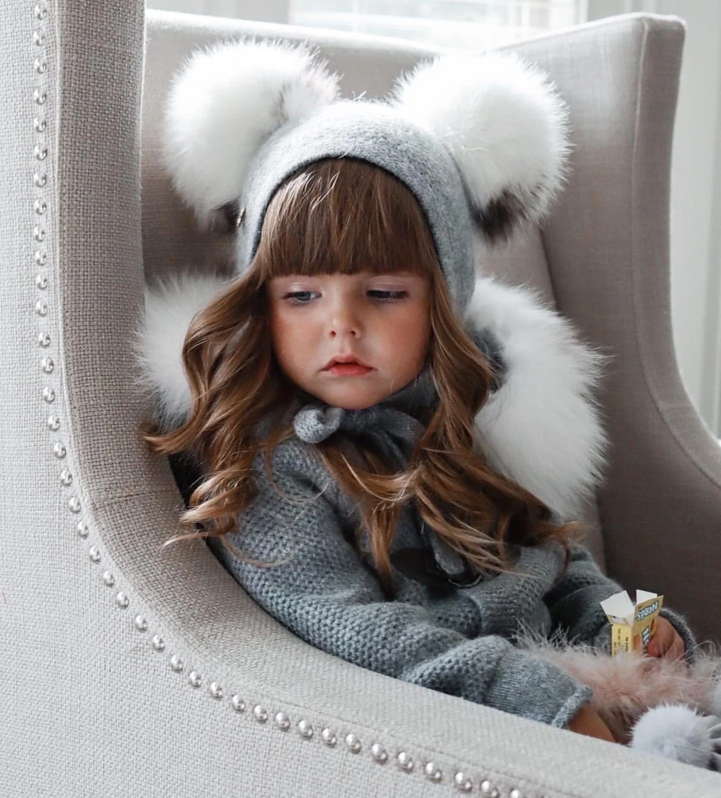 Honeycomb Grey Cashmere Bonnet - Image 3