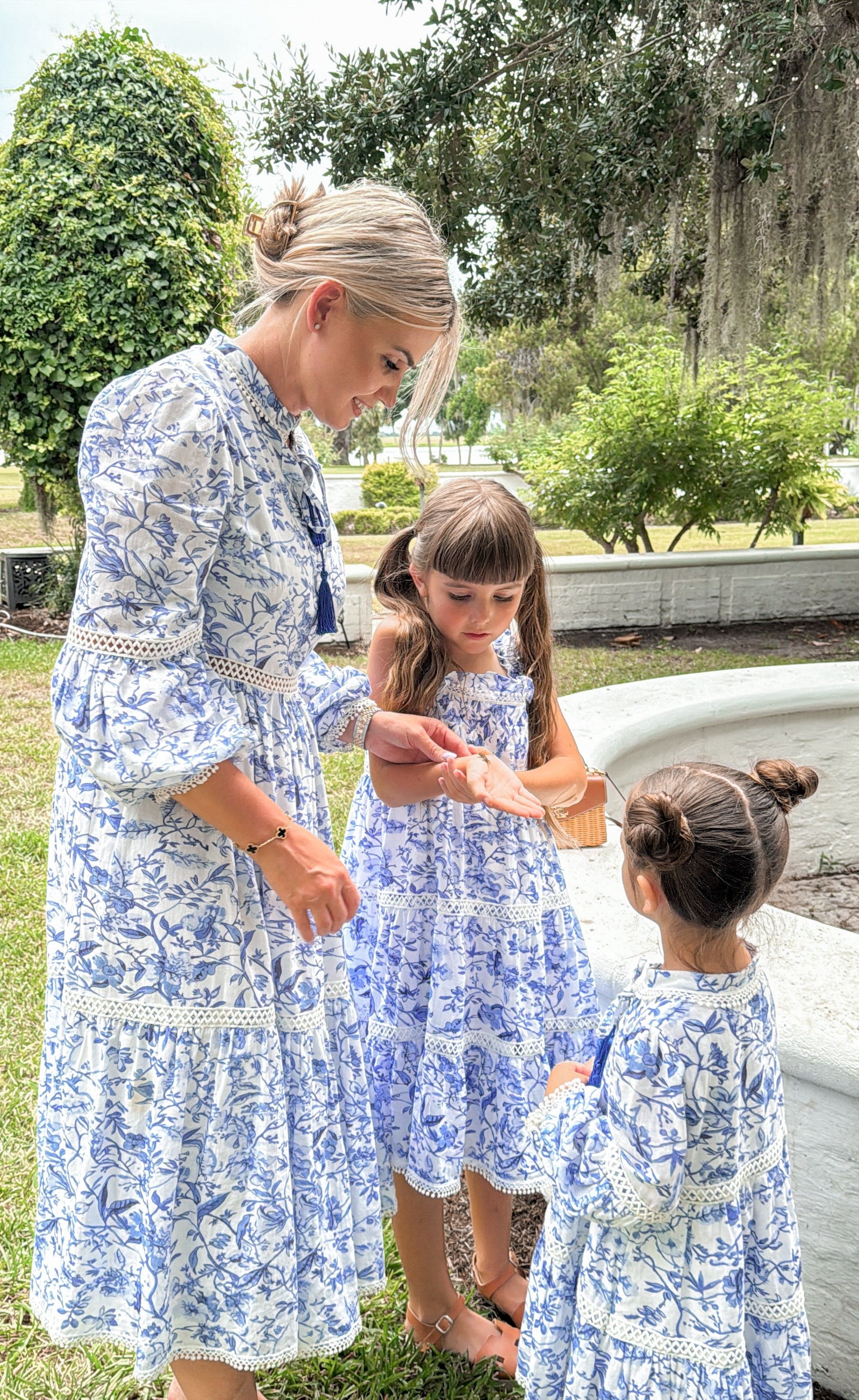 Jaylin Blue and White Linen Mom Dress - Image 16