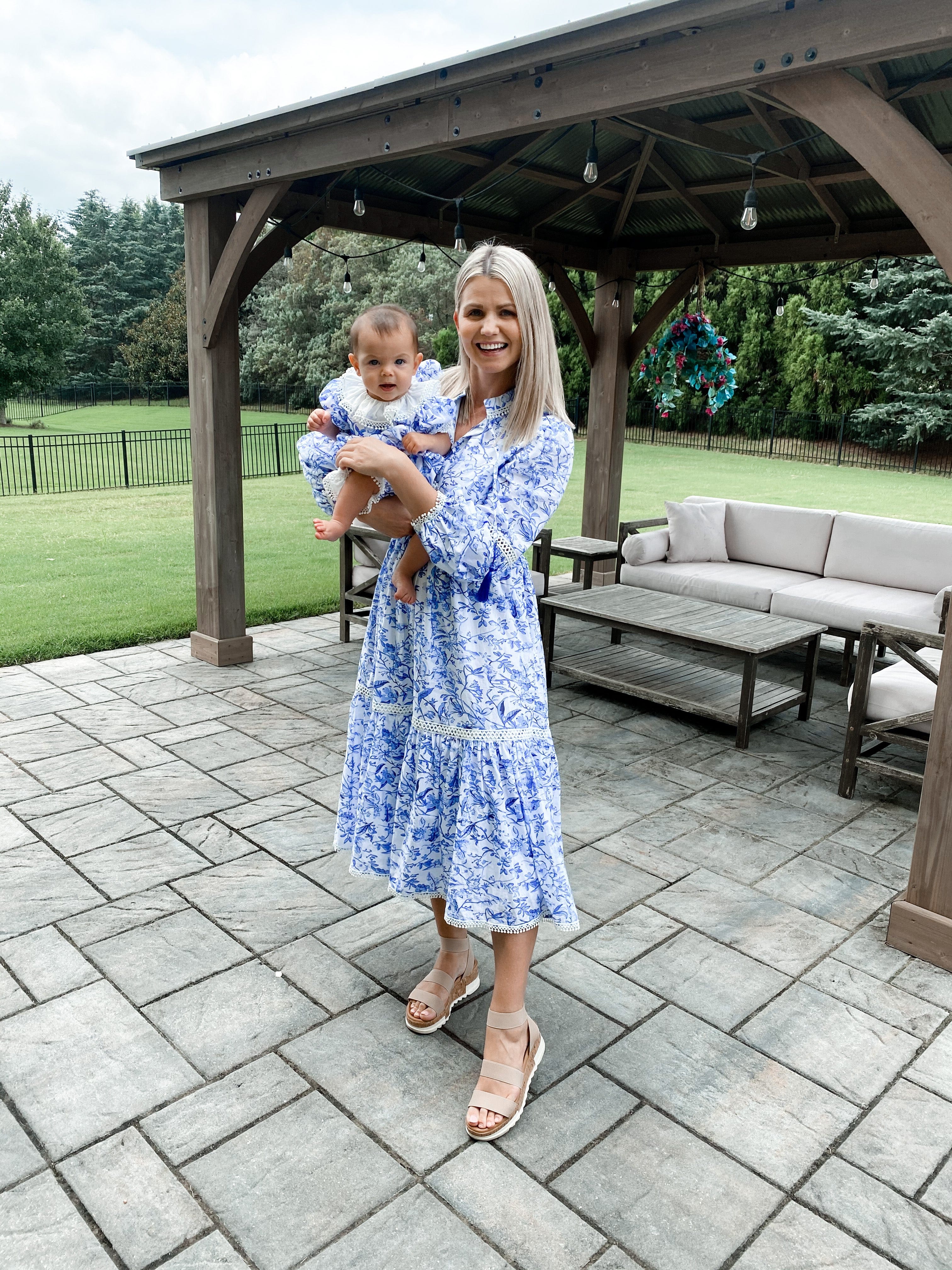 Jaylin Blue and White Linen Mom Dress - Image 6