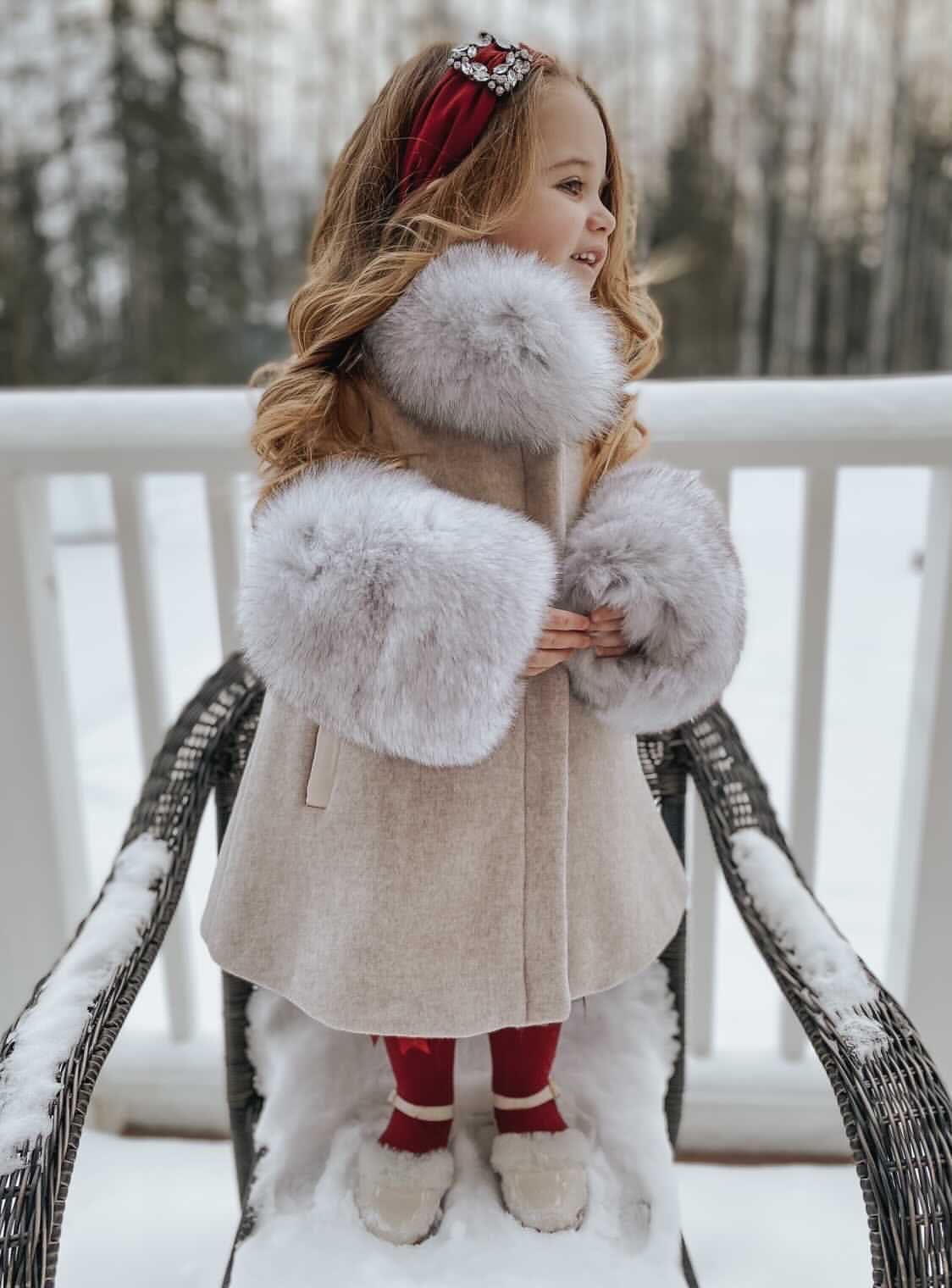 Karenina Grey Fur Wool Coat - Image 21