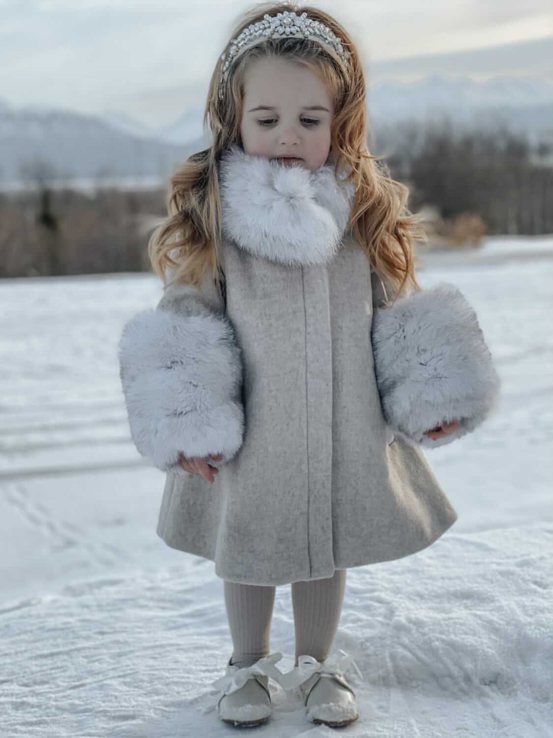 Karenina Grey Fur Wool Coat - Image 24