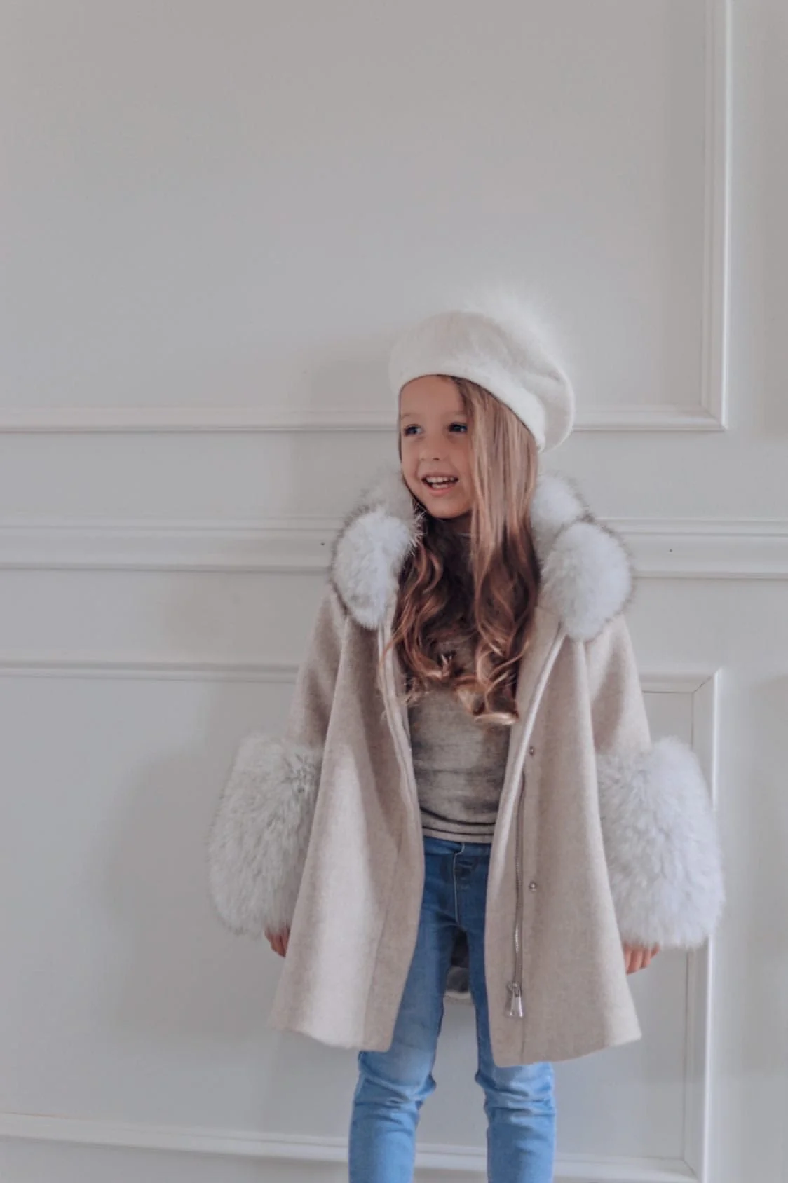 Karenina Grey Fur Wool Coat - Image 28