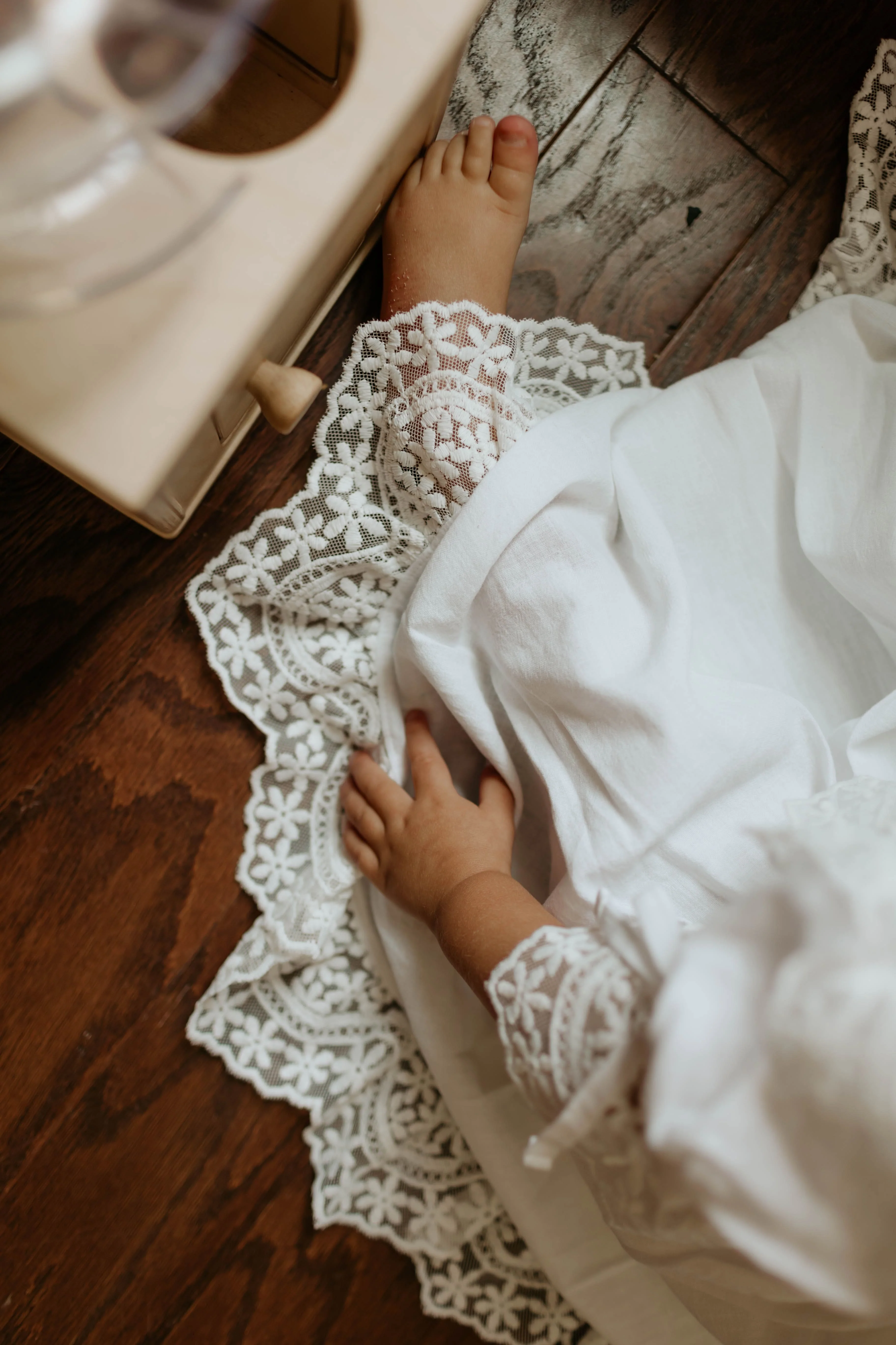 Katherine Embroidered Linen Dress - Image 9