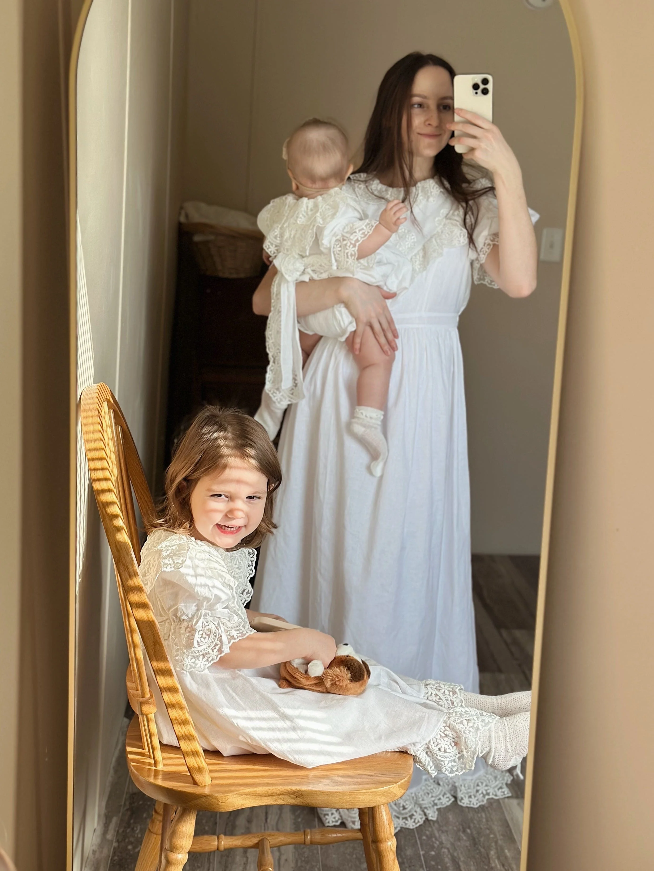 Katherine Embroidered Linen Dress - Image 23