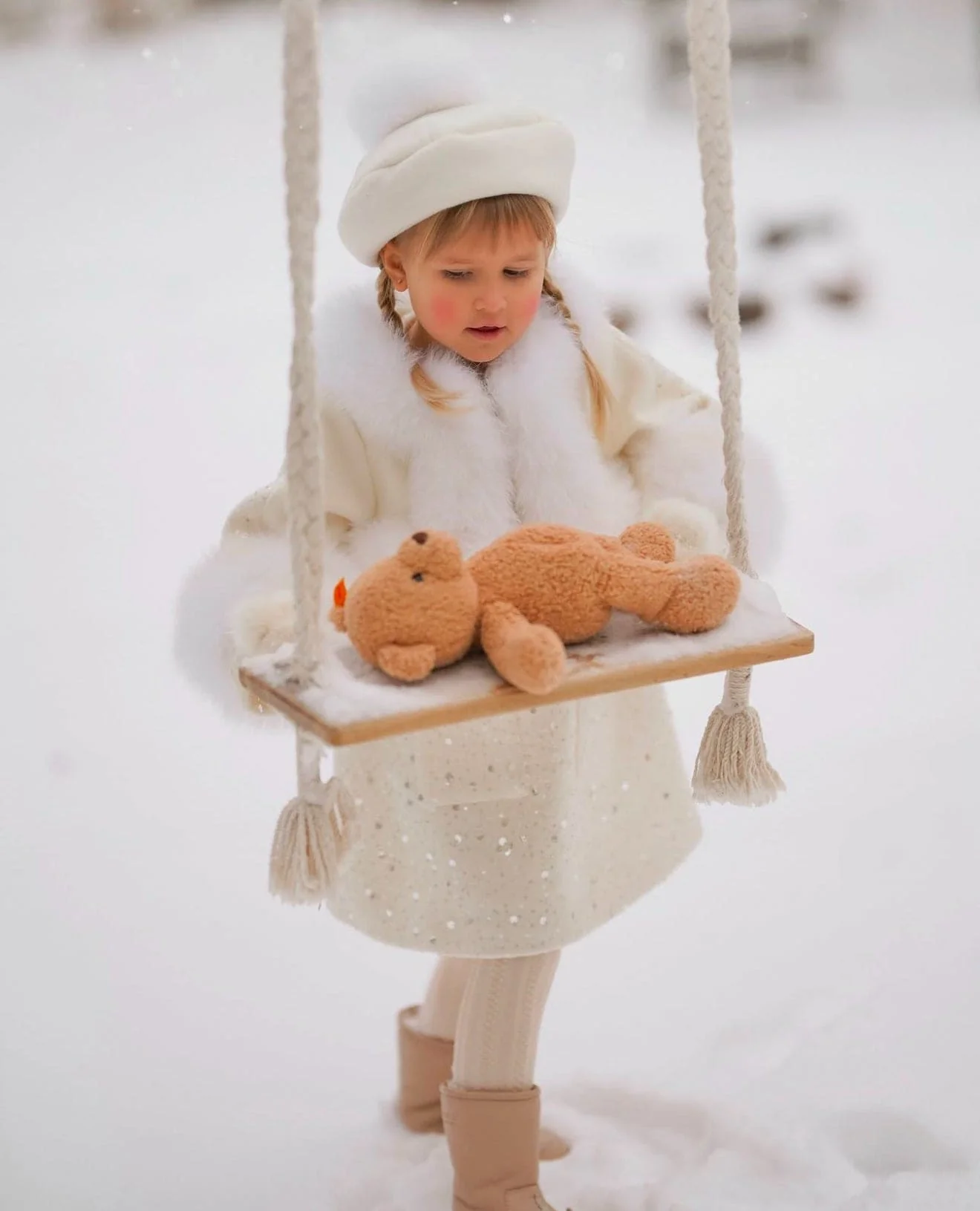Marshmallow Wool Beret - Image 11