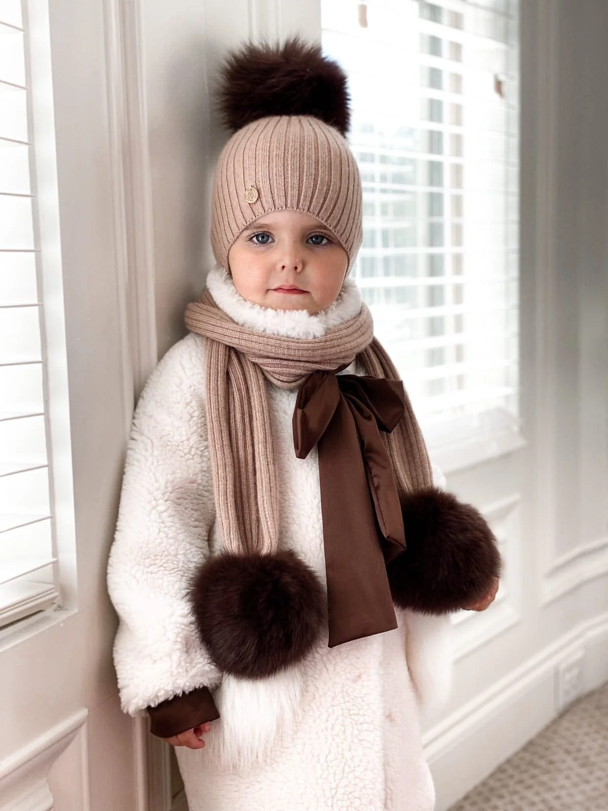 Misha Ribbed Angora Hat Brown Fur Pom - Image 3