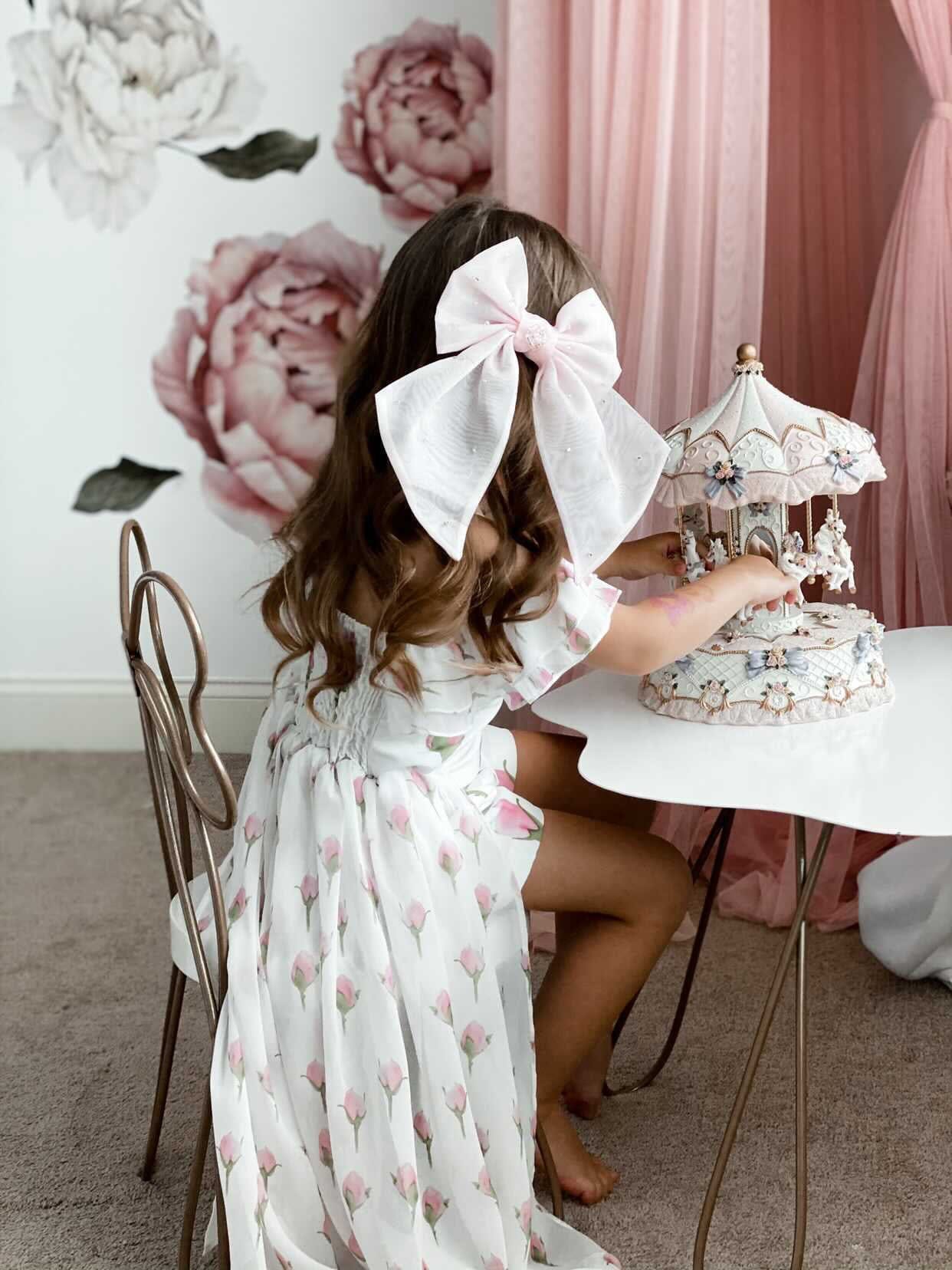 Juliette Pink Organza Hair Bow - Image 7