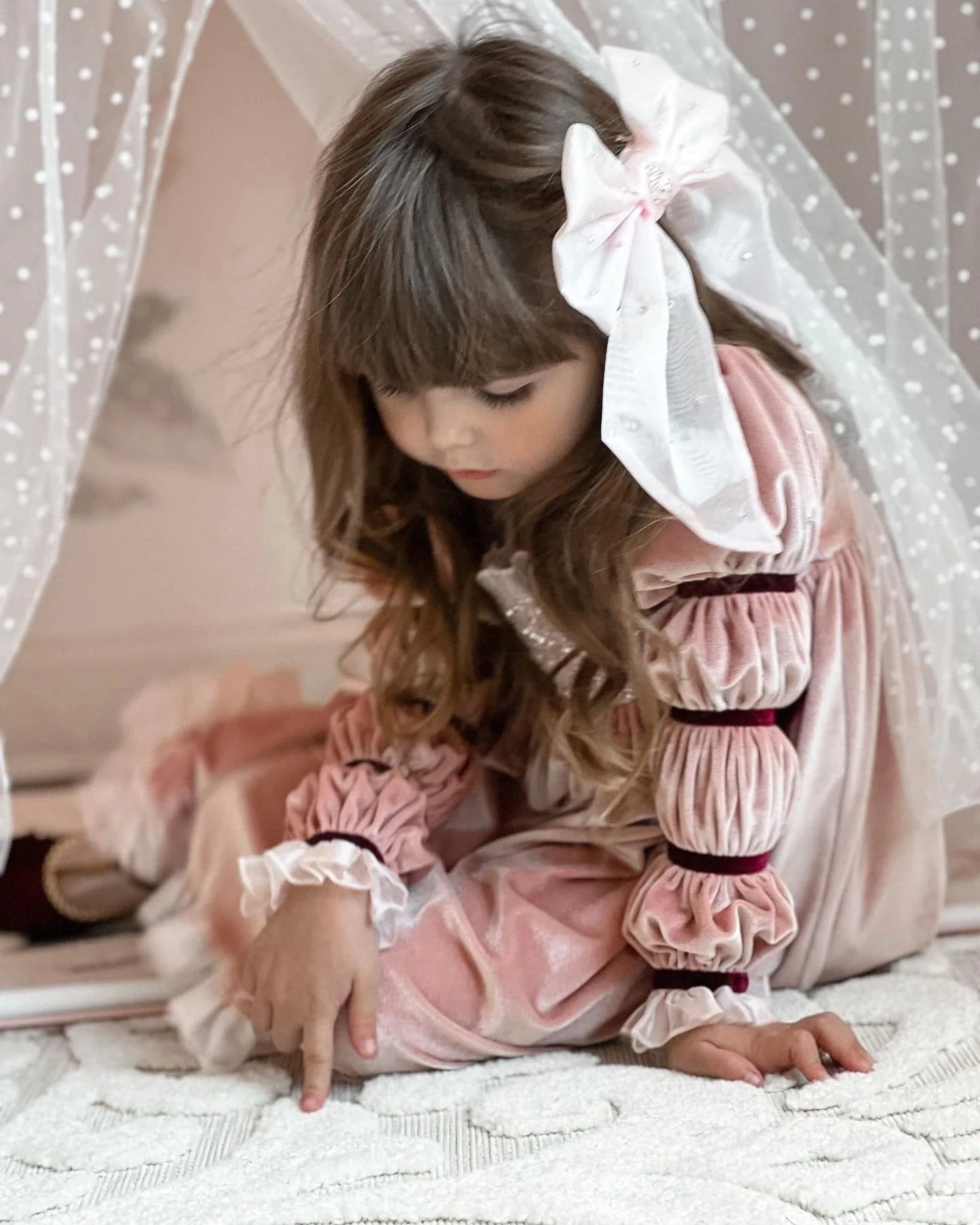 Juliette Pink Organza Hair Bow - Image 8