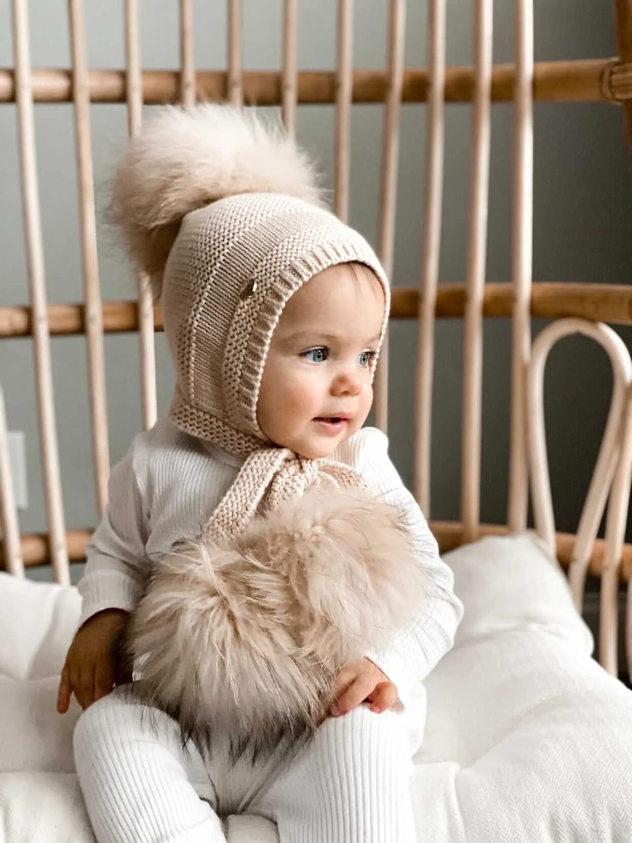 Pasha Three Pom Hat - Cream Poms - Image 13