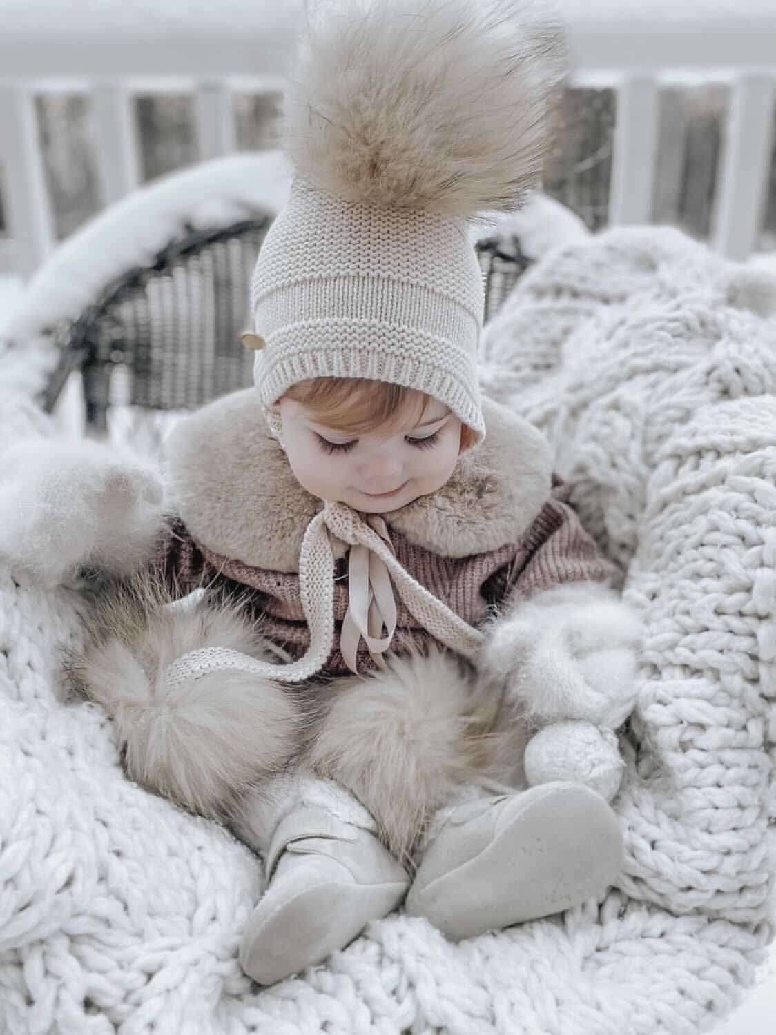 Pasha Three Pom Hat - Cream Poms - Image 6