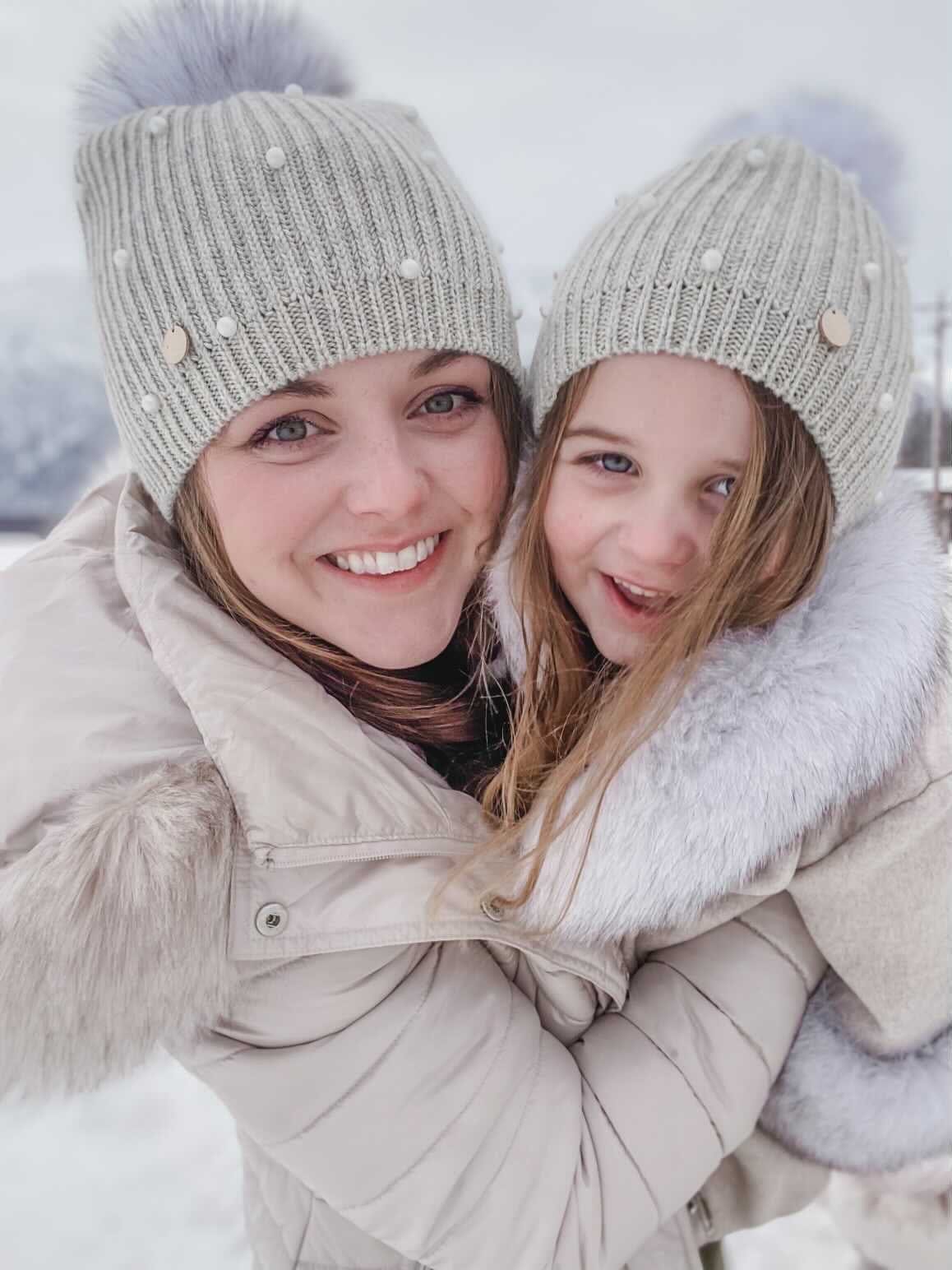 Pearl Angora Adult Hat - Image 9
