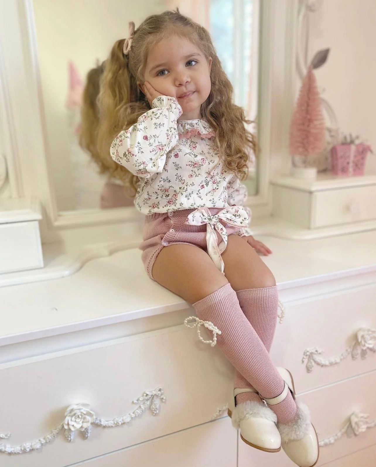 Perla Shimmer Socks - Image 17