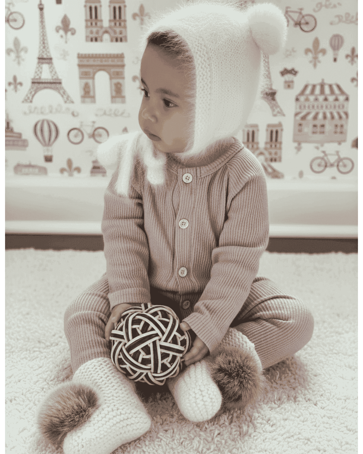White Cashmere Teddy Hat - Image 13