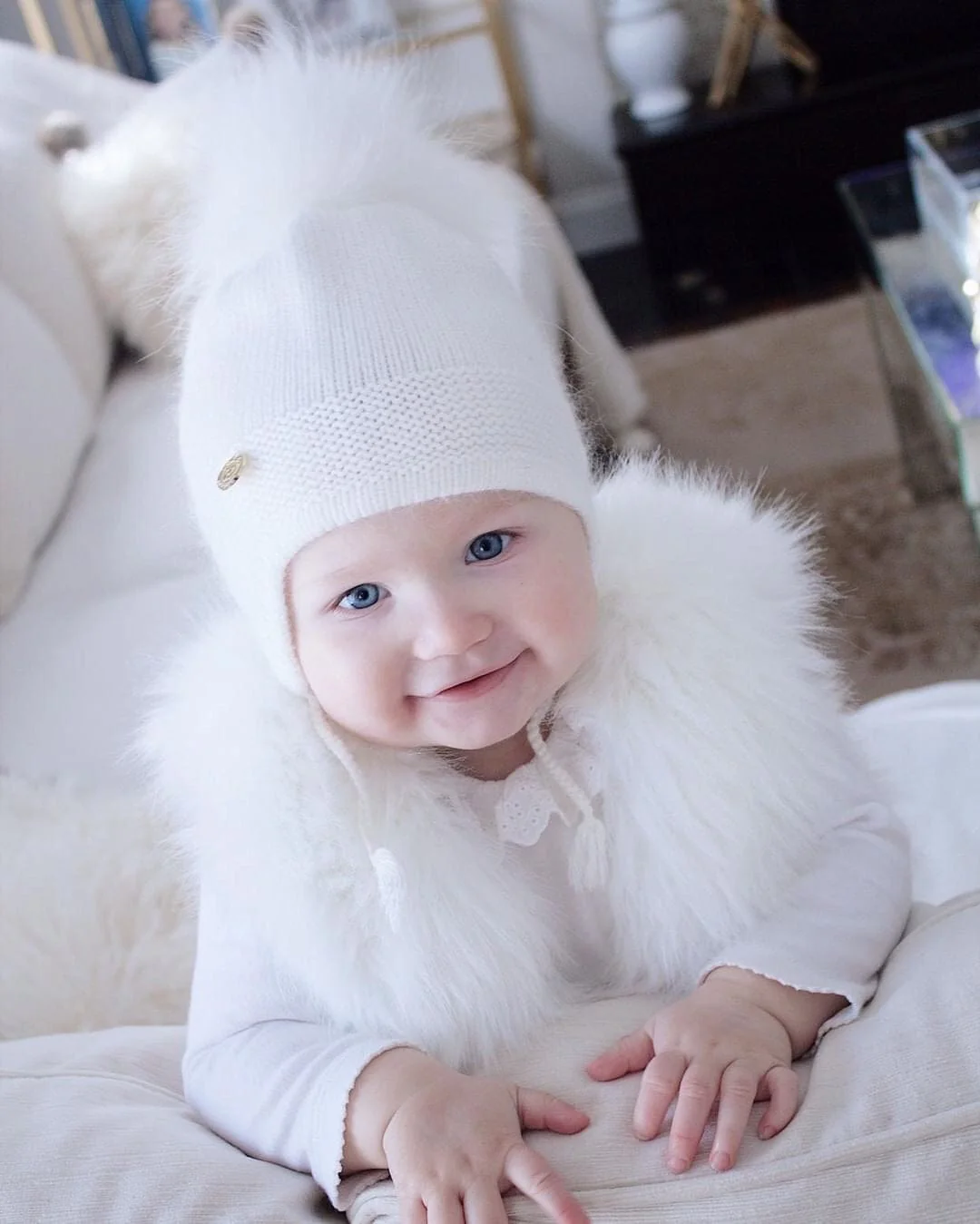 Cashmere Aviator Pom Hat - Image 19