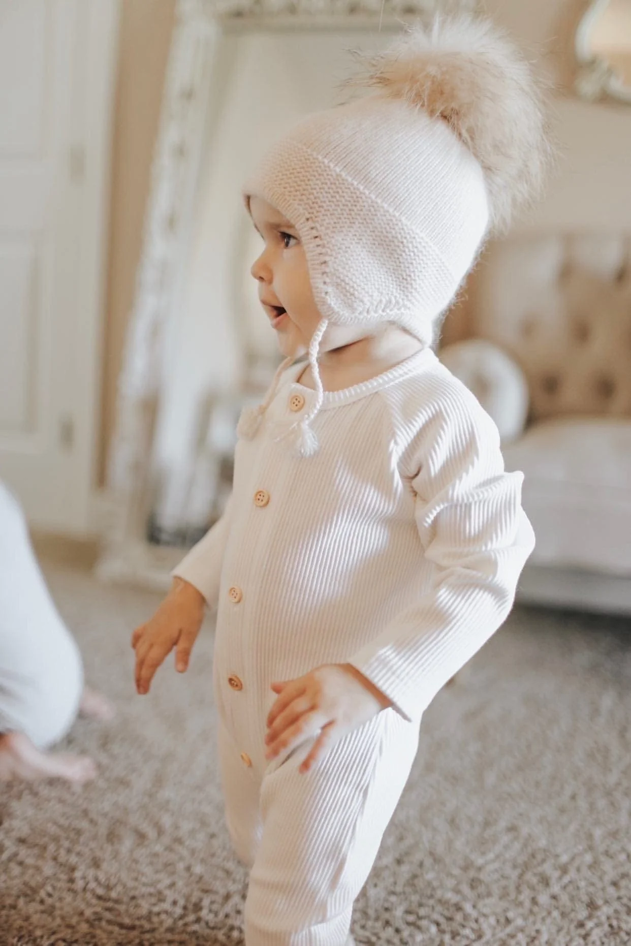 Cashmere Aviator Pom Hat - Image 23