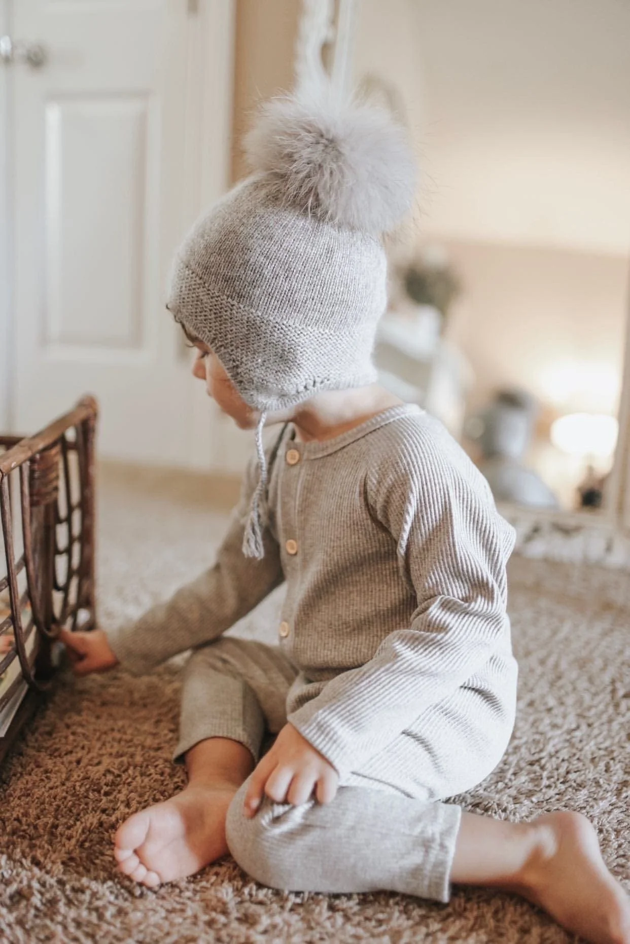 Cashmere Aviator Pom Hat - Image 32
